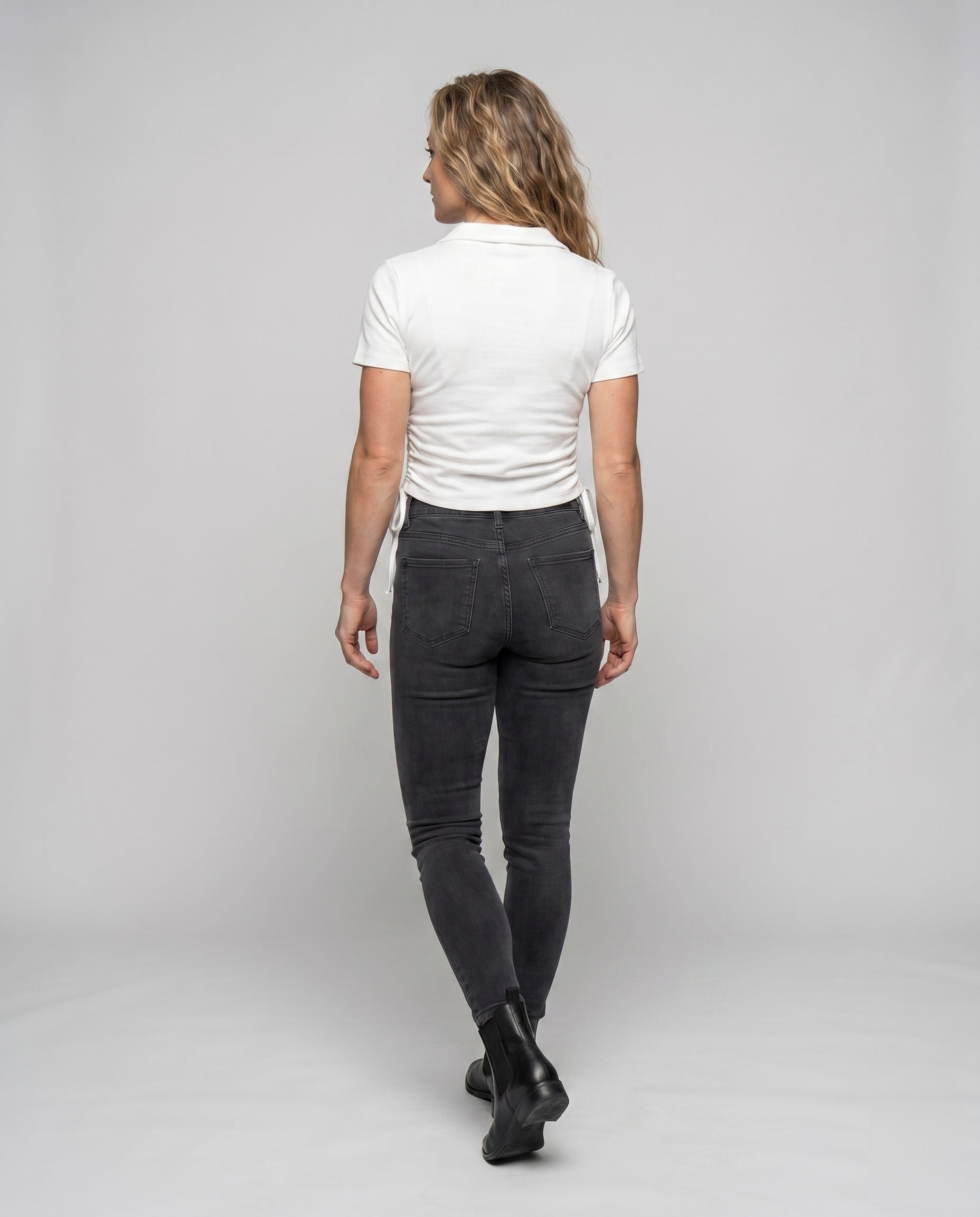 Product 15636512506186 - back_view