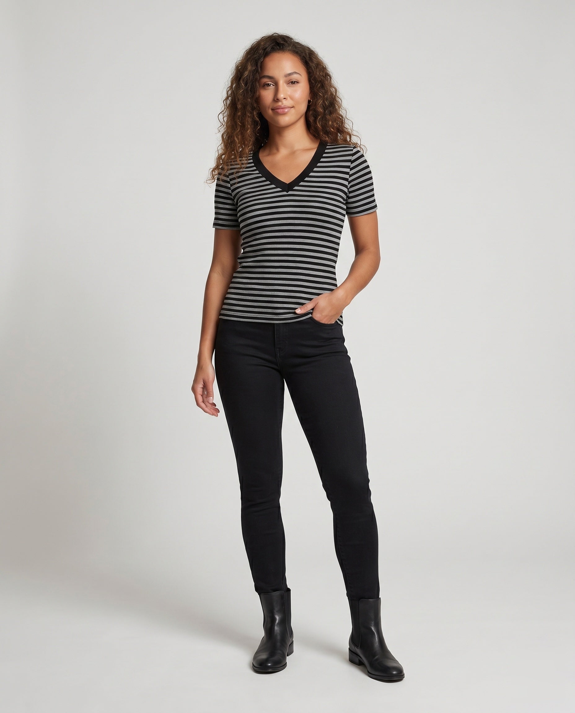 Product 15636513456458 - full_body_front