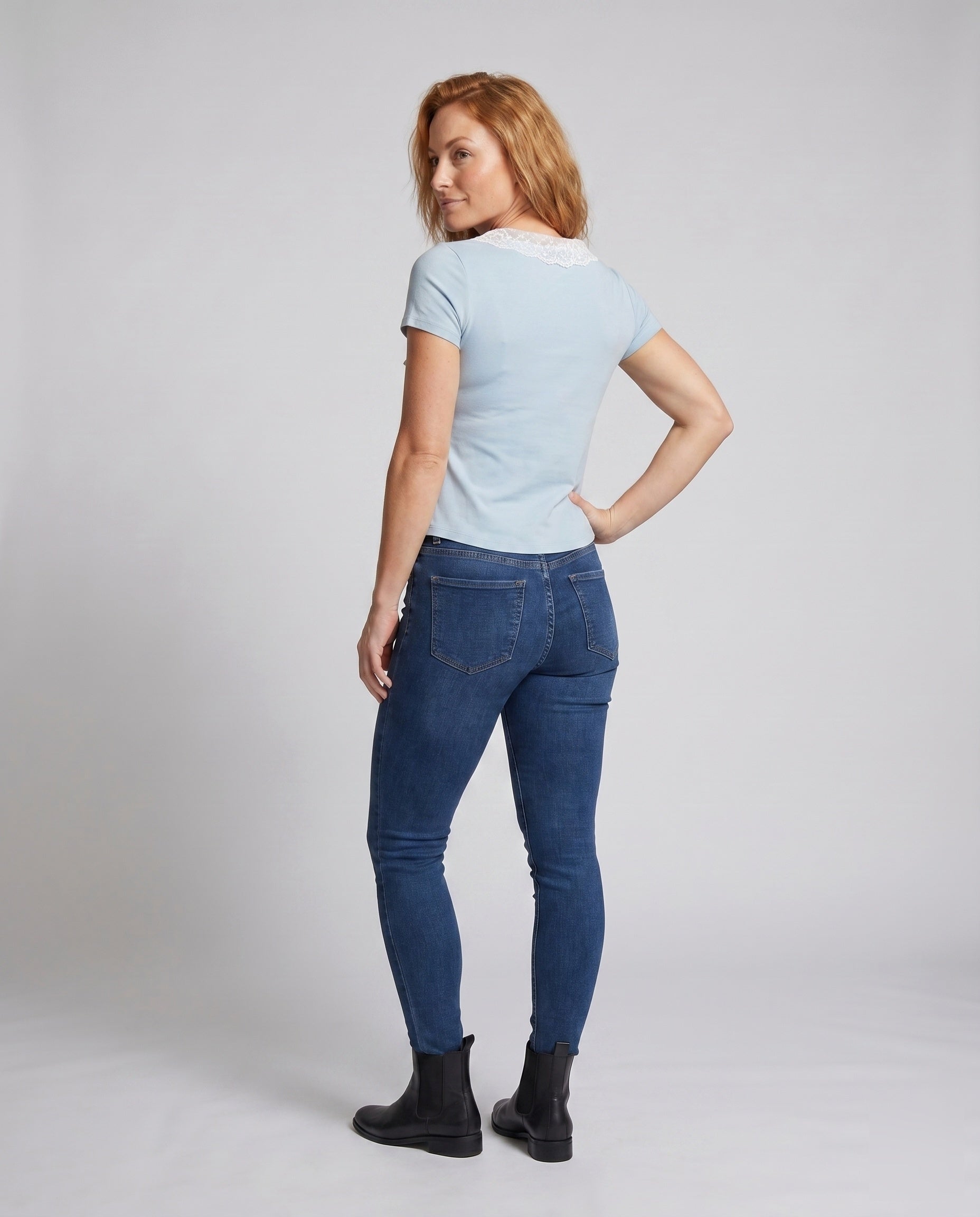 Product 15636514636106 - back_view