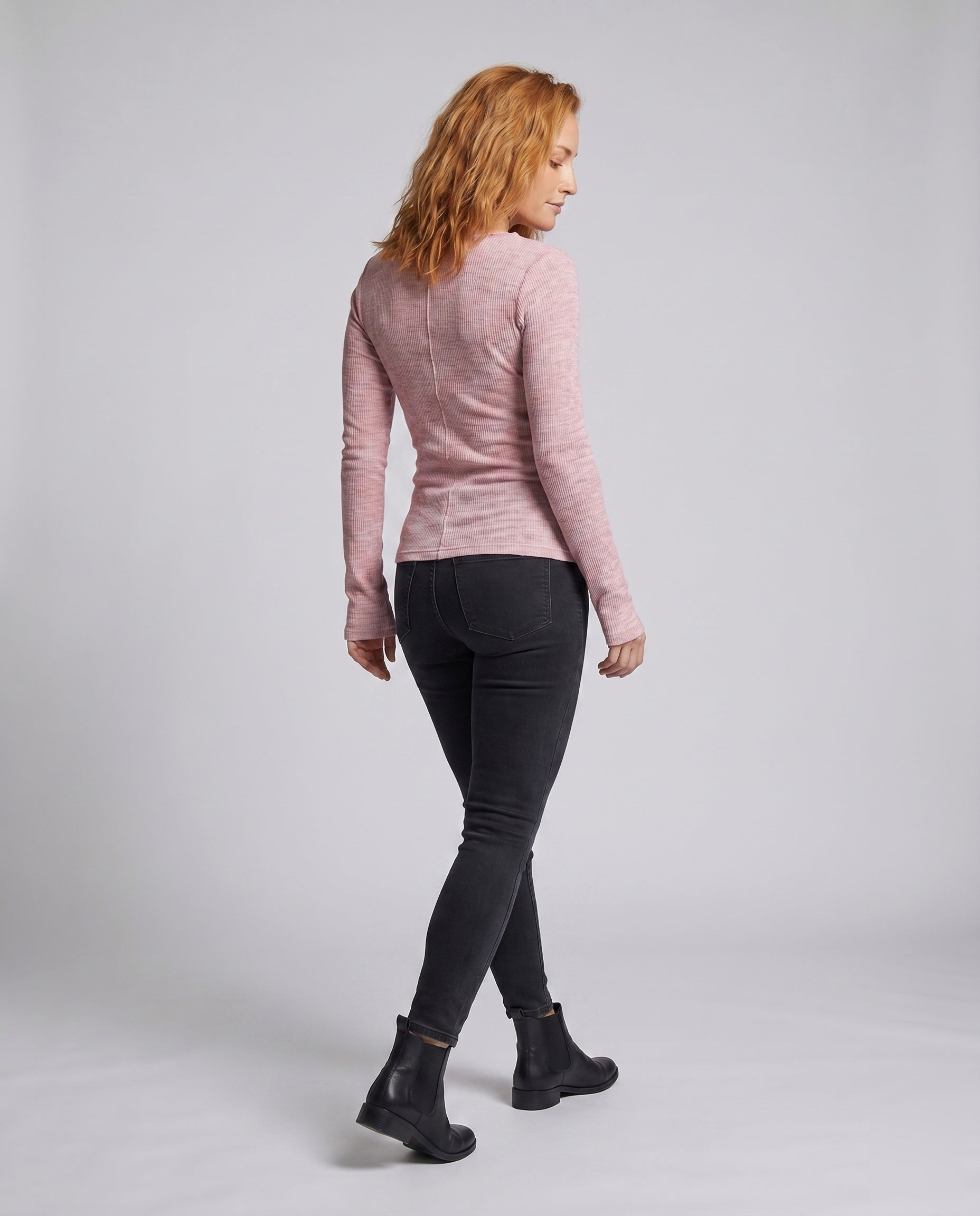 Product 15636516733258 - back_view