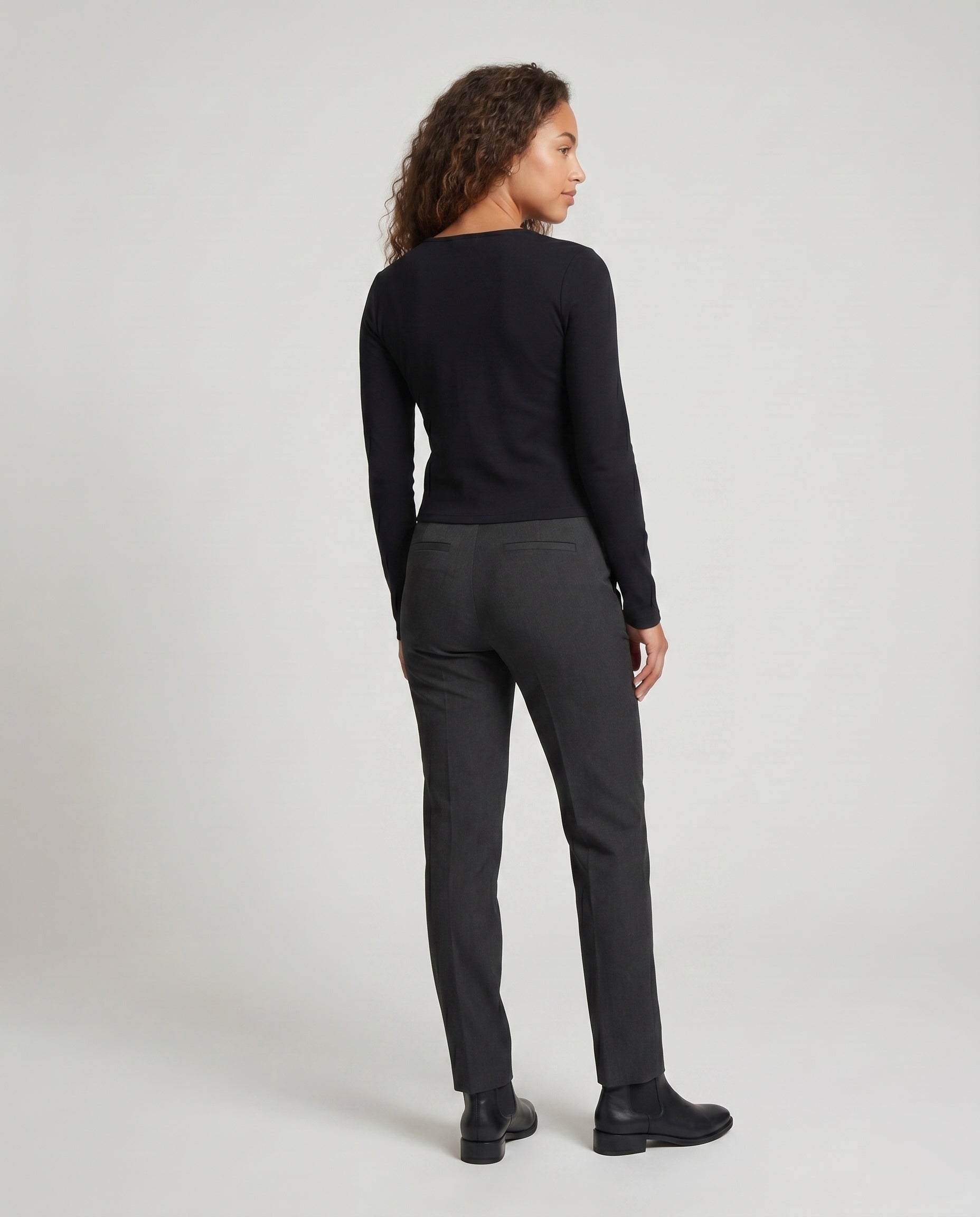 Product 15636517192010 - back_view