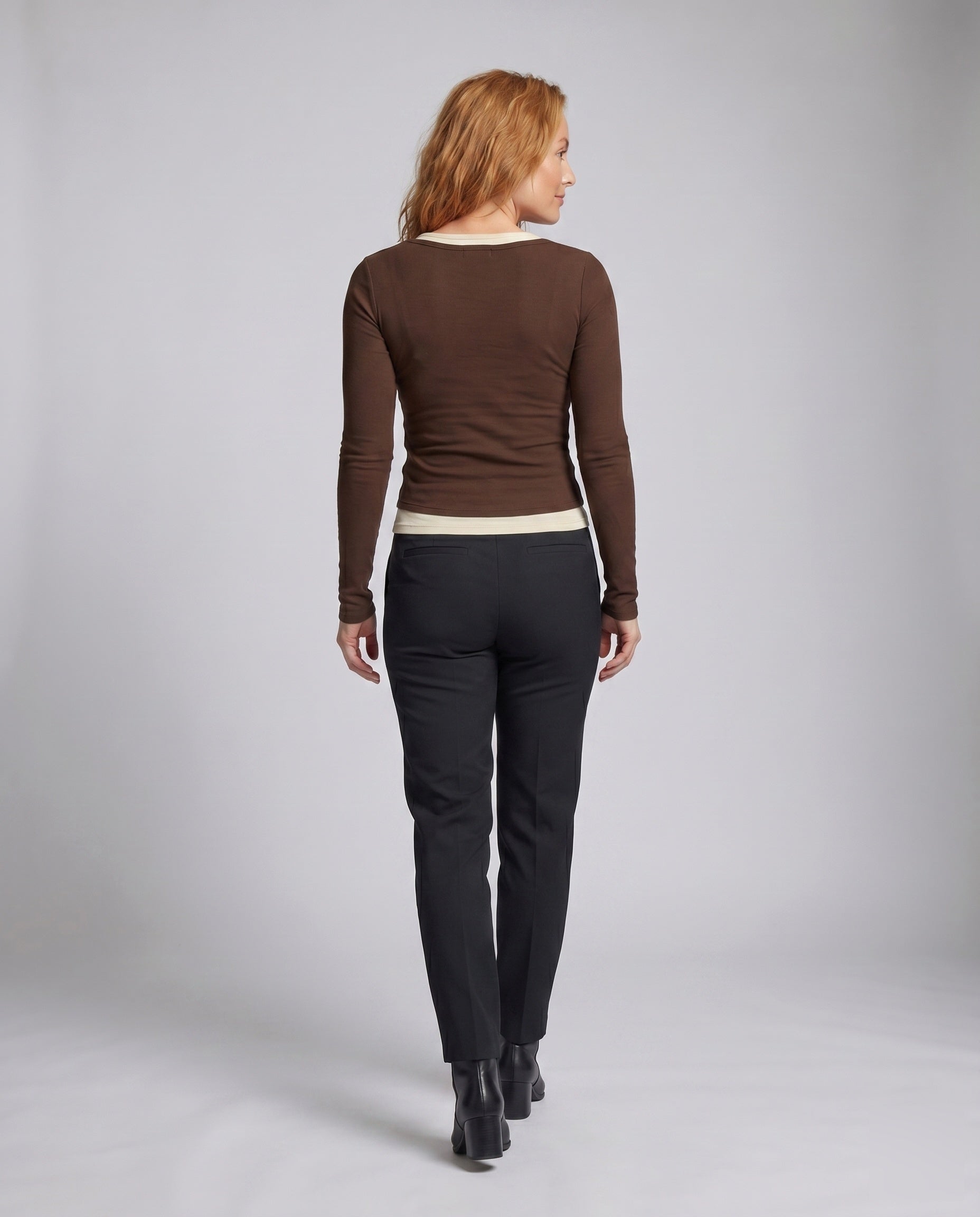 Product 15637853634890 - back_view