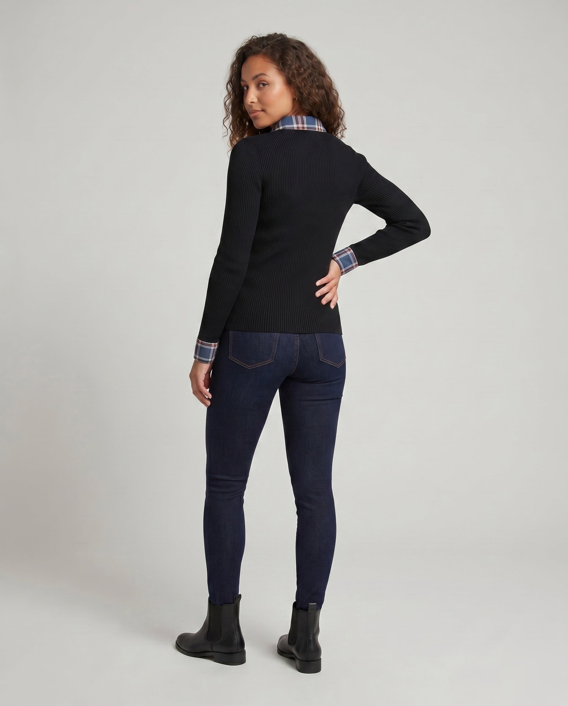 Product 15637854290250 - back_view