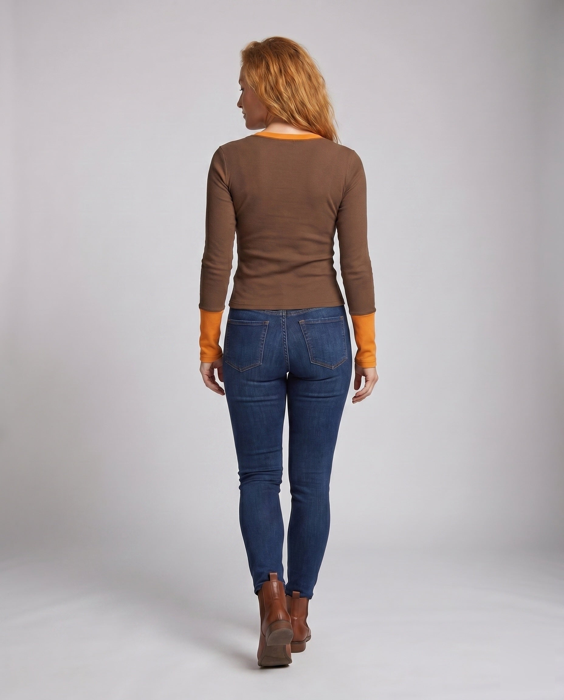 Product 15637855273290 - back_view