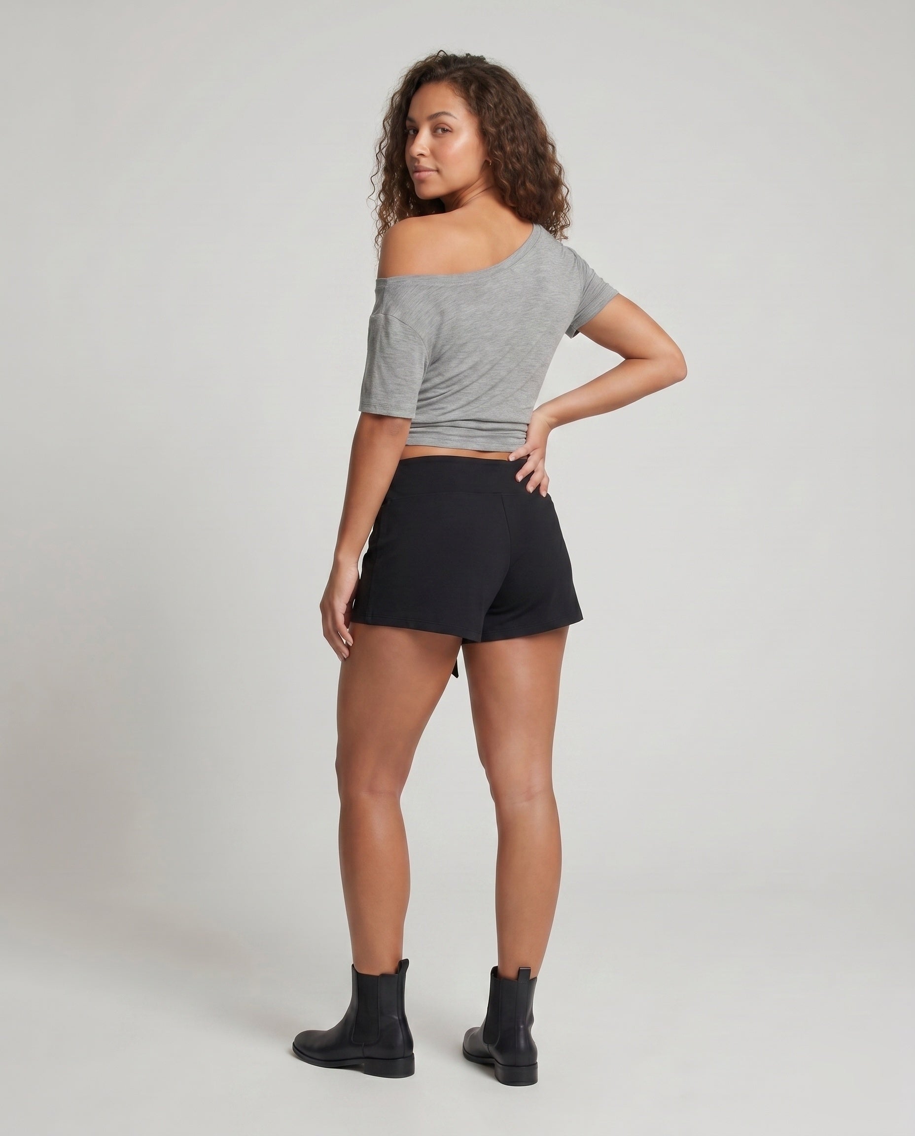 Product 15637856944458 - back_view