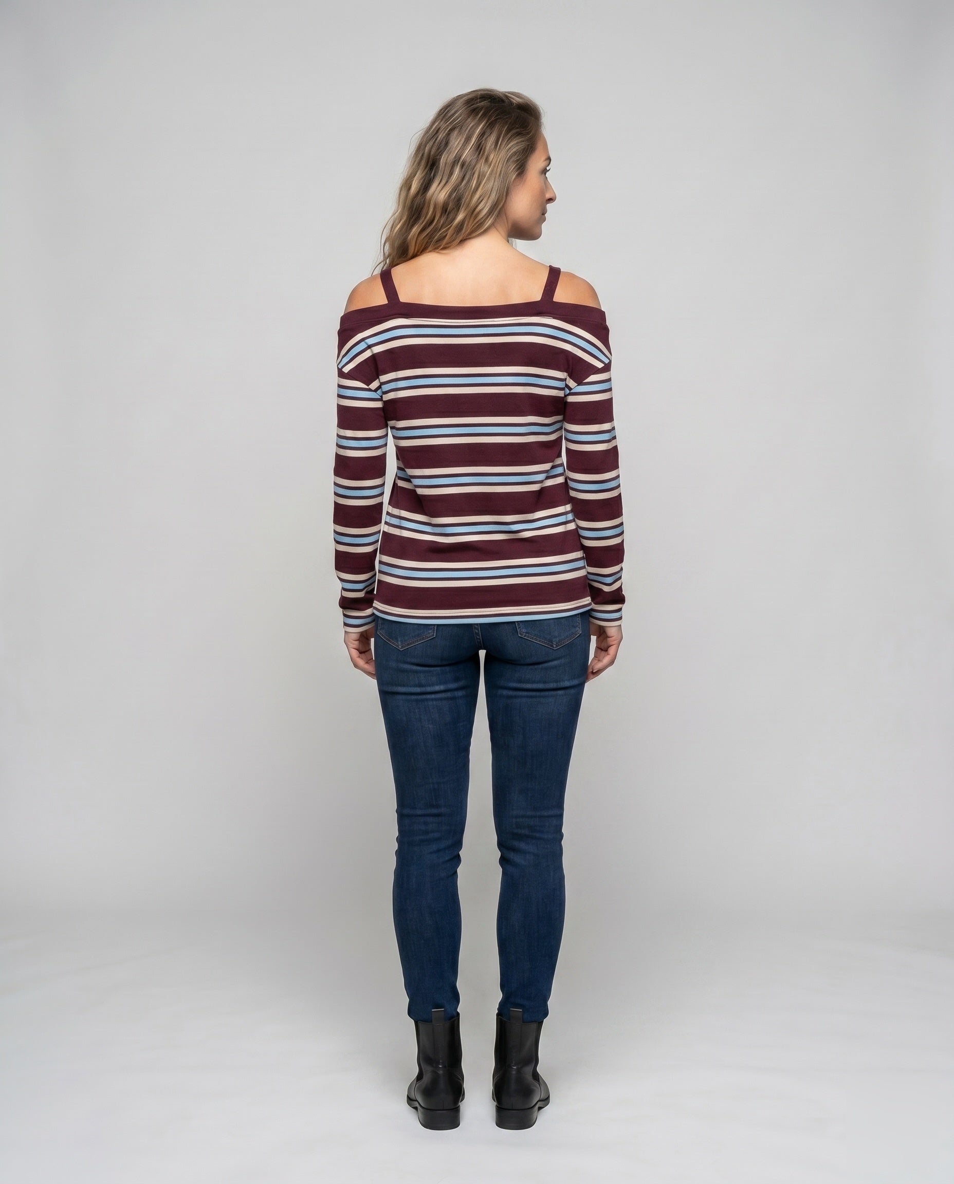 Product 15637858091338 - back_view