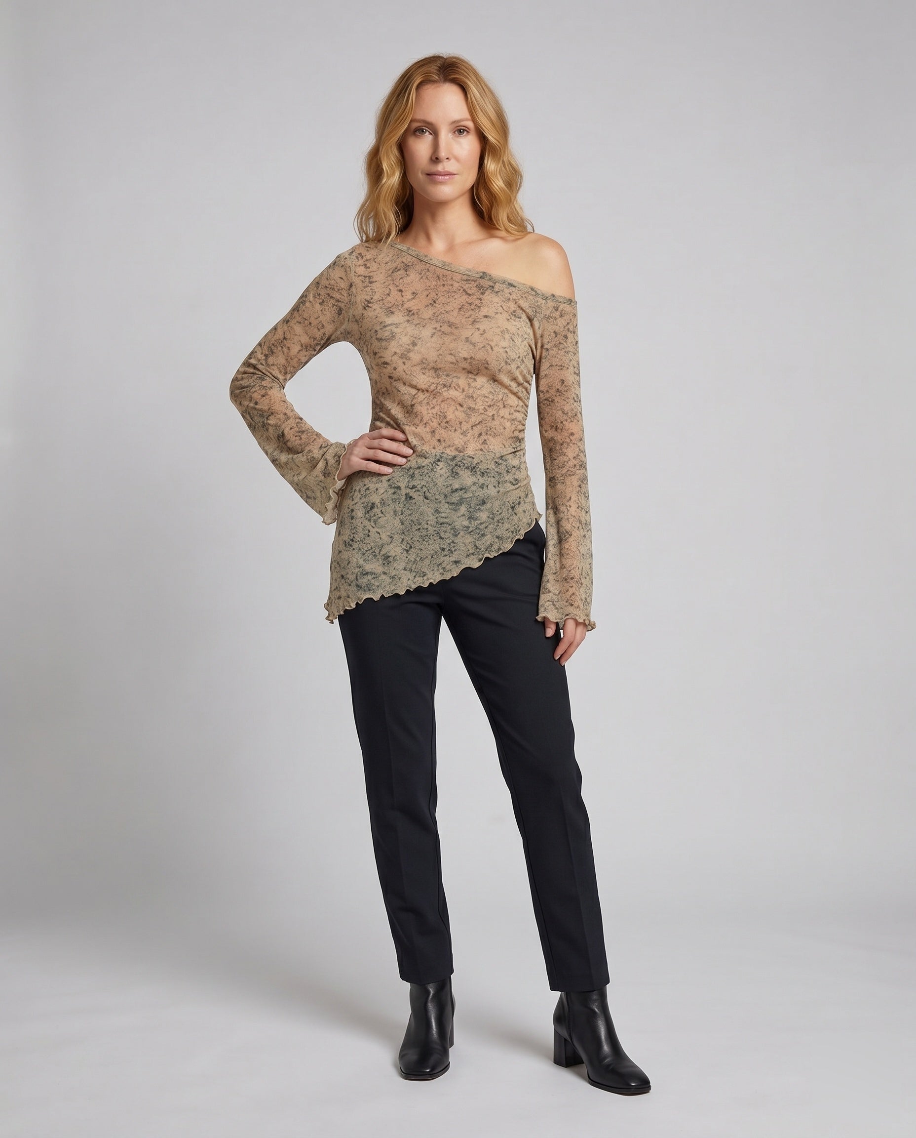 Product 15637862547786 - full_body_front