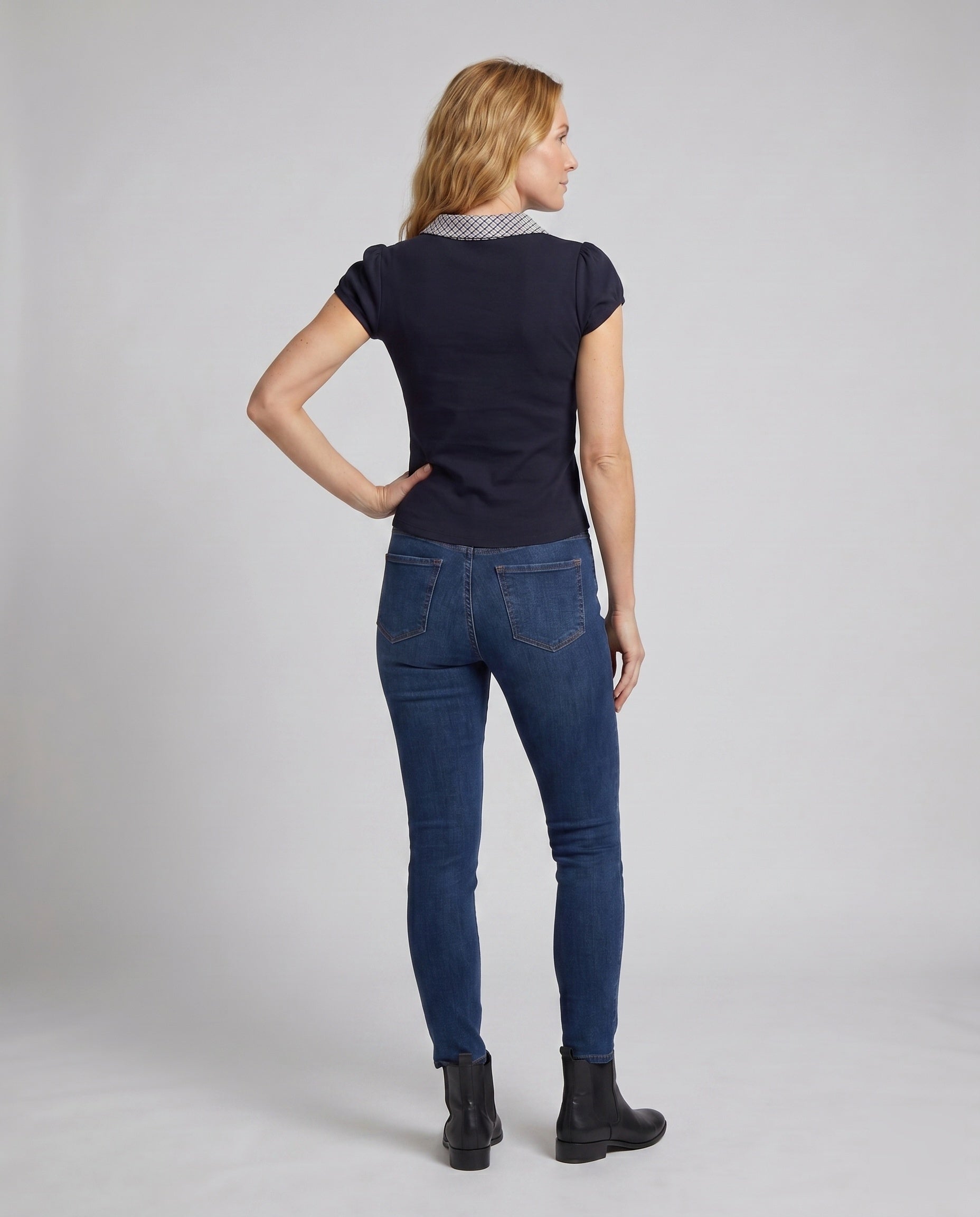 Product 15637862777162 - back_view