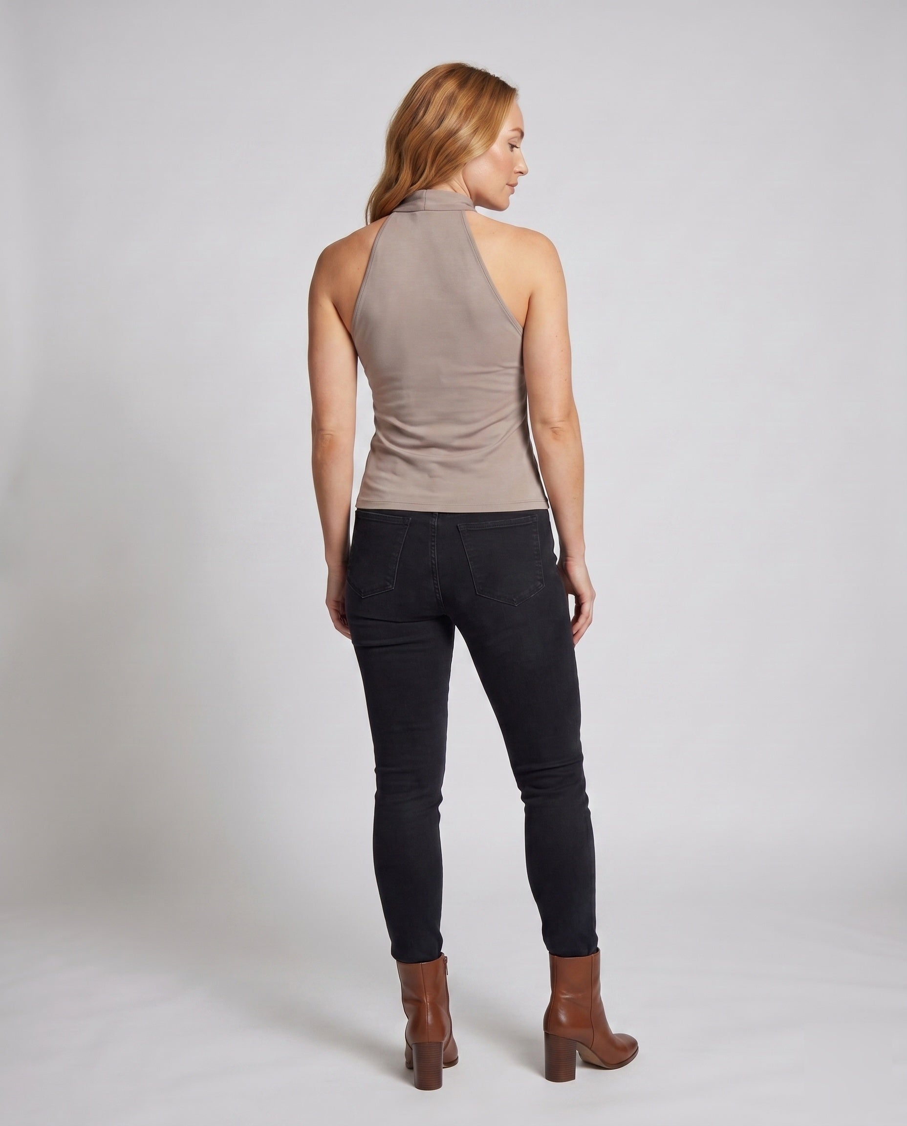 Product 15637863956810 - back_view