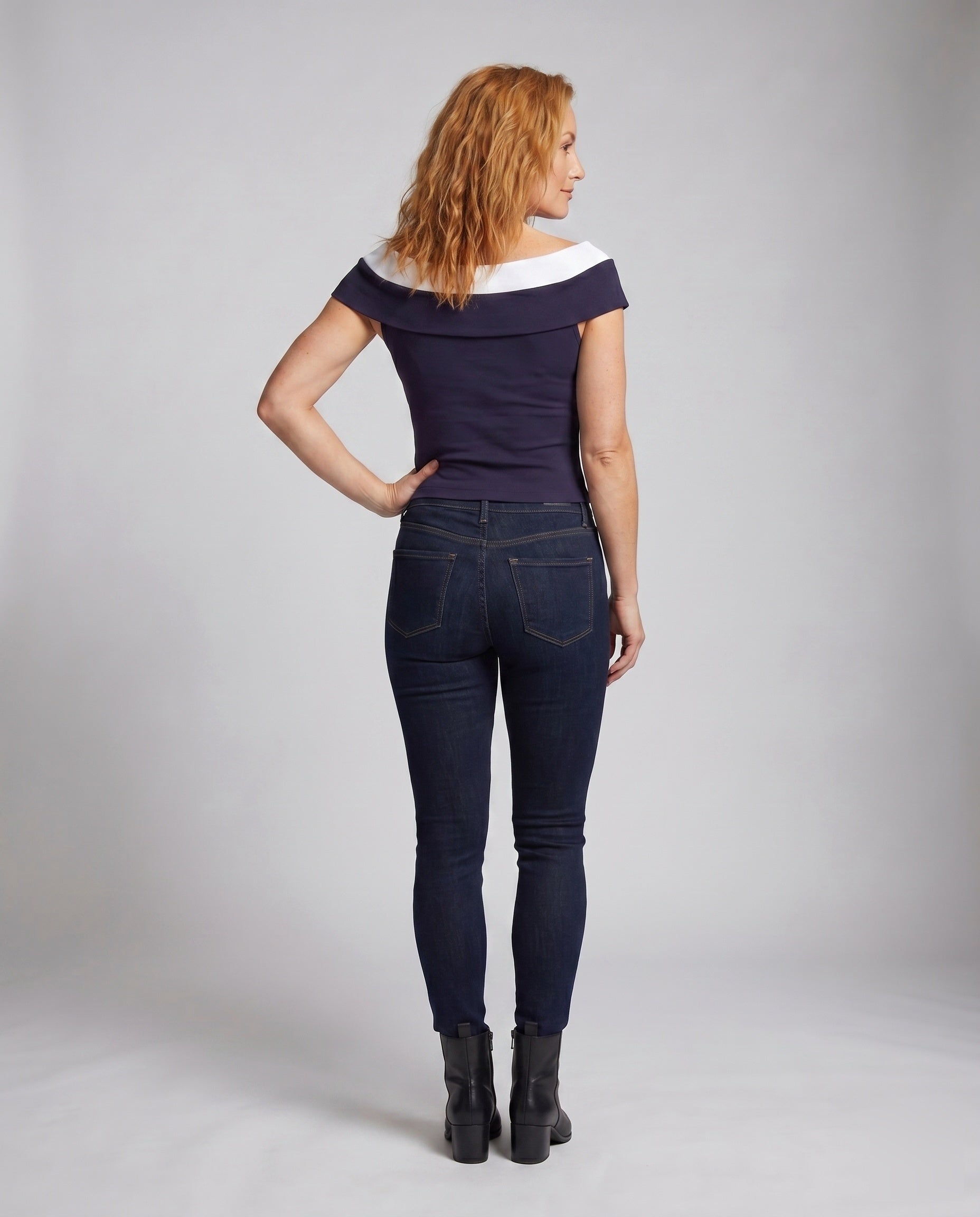 Product 15637865005386 - back_view