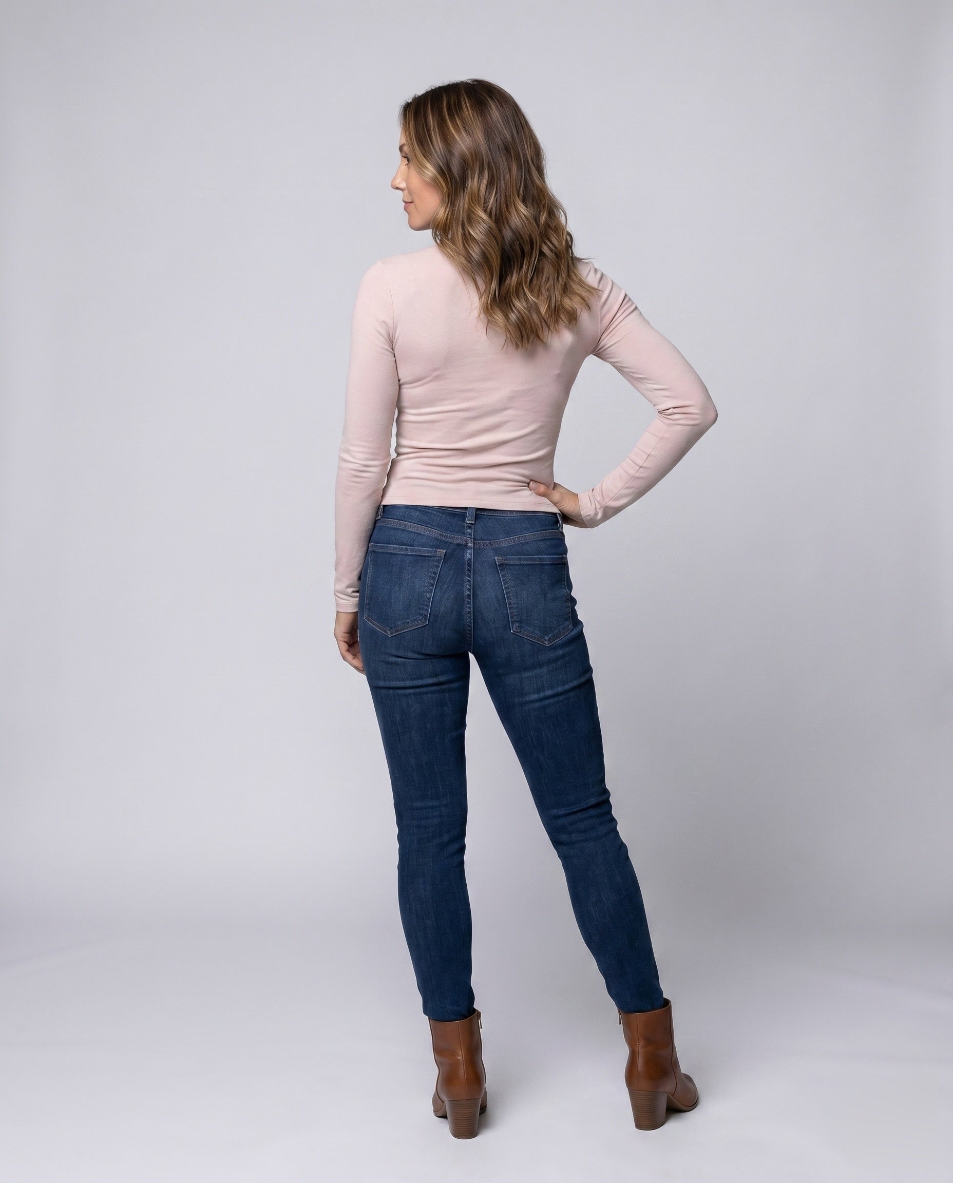 Product 15637865627978 - back_view