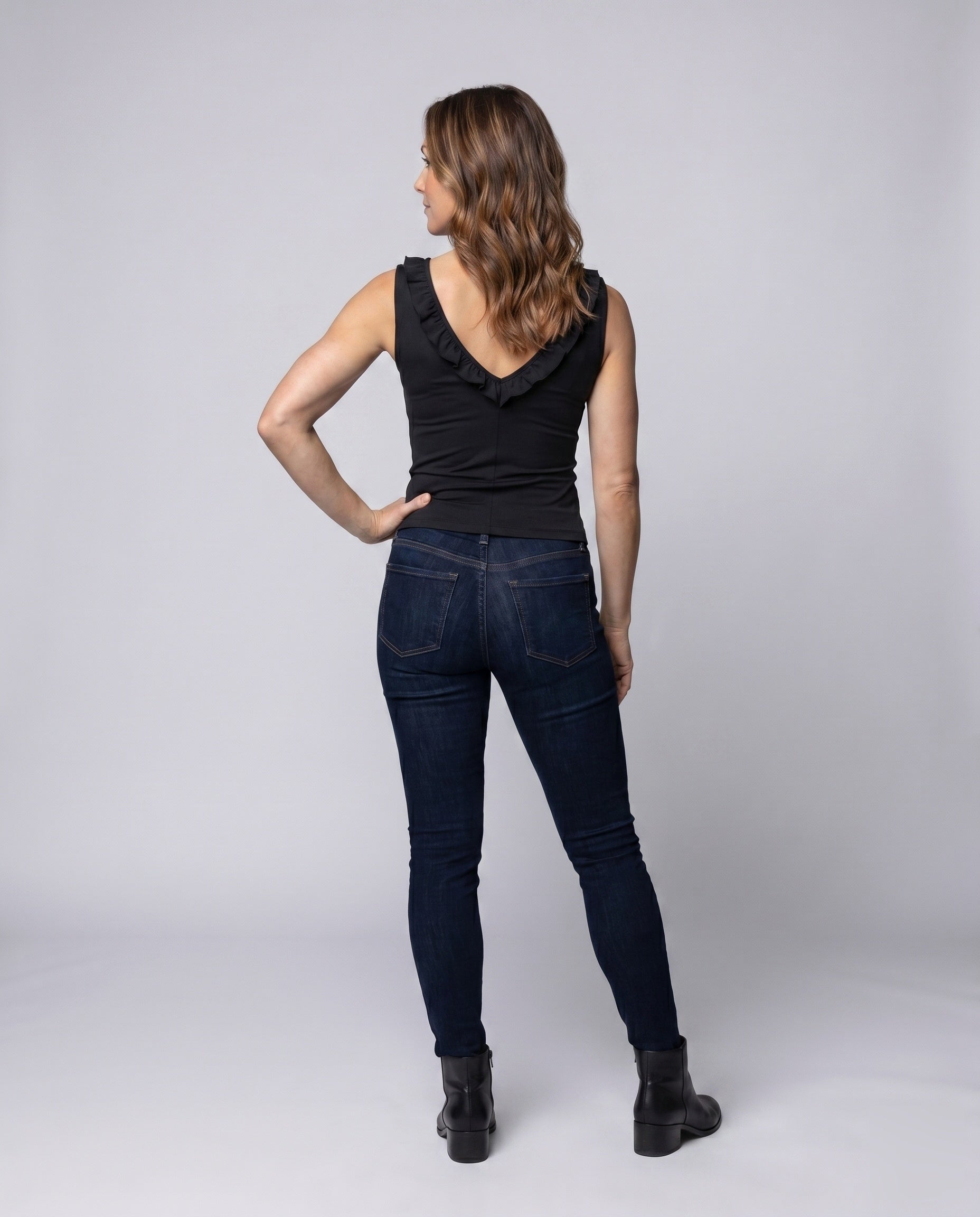 Product 15637865857354 - back_view