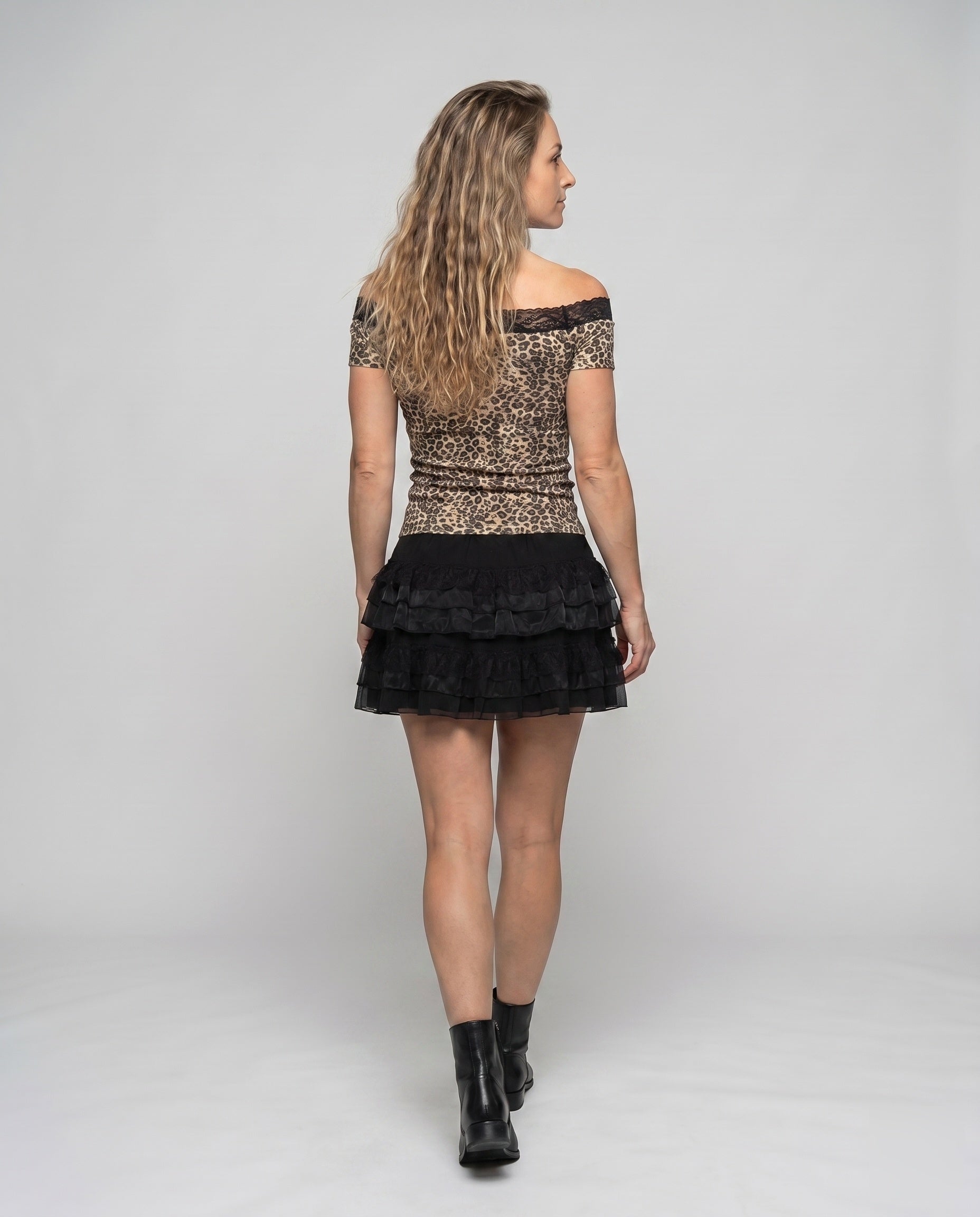 Product 15637866709322 - back_view