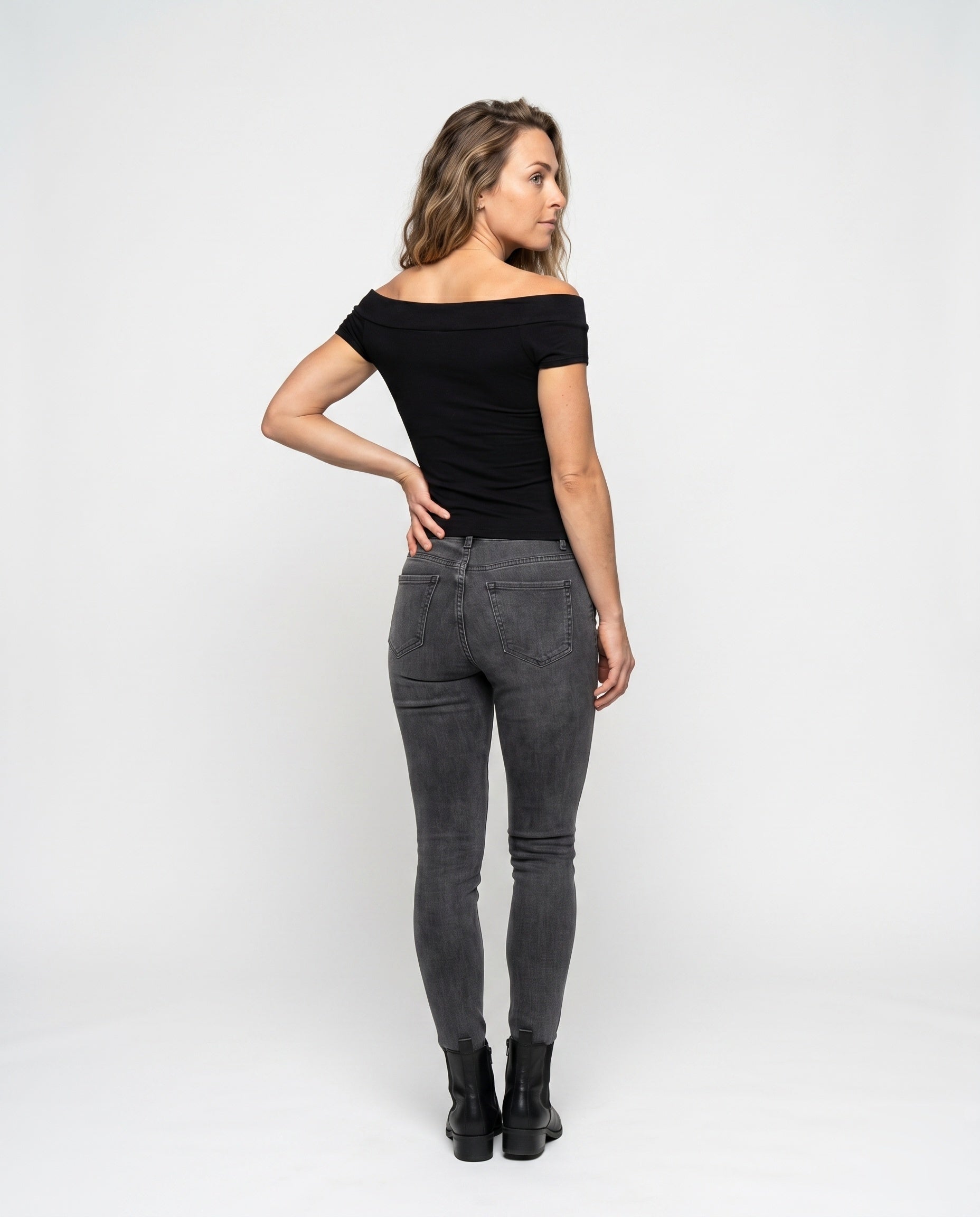 Product 15637867102538 - back_view
