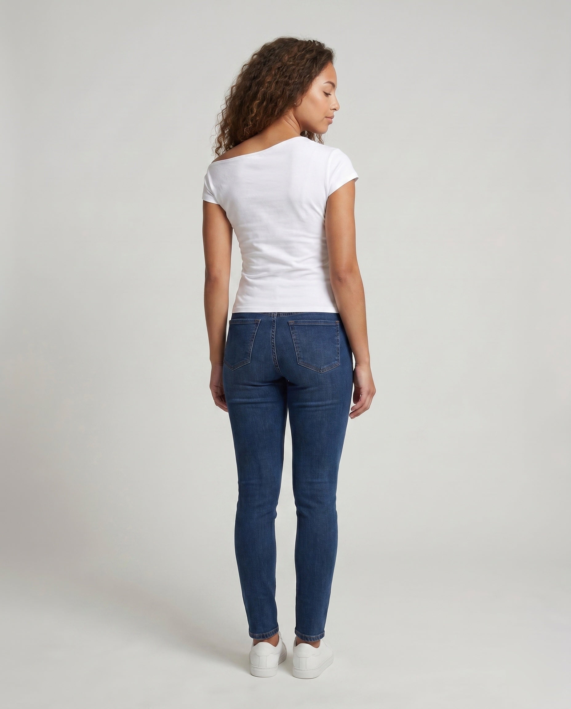 Product 15637868773706 - back_view