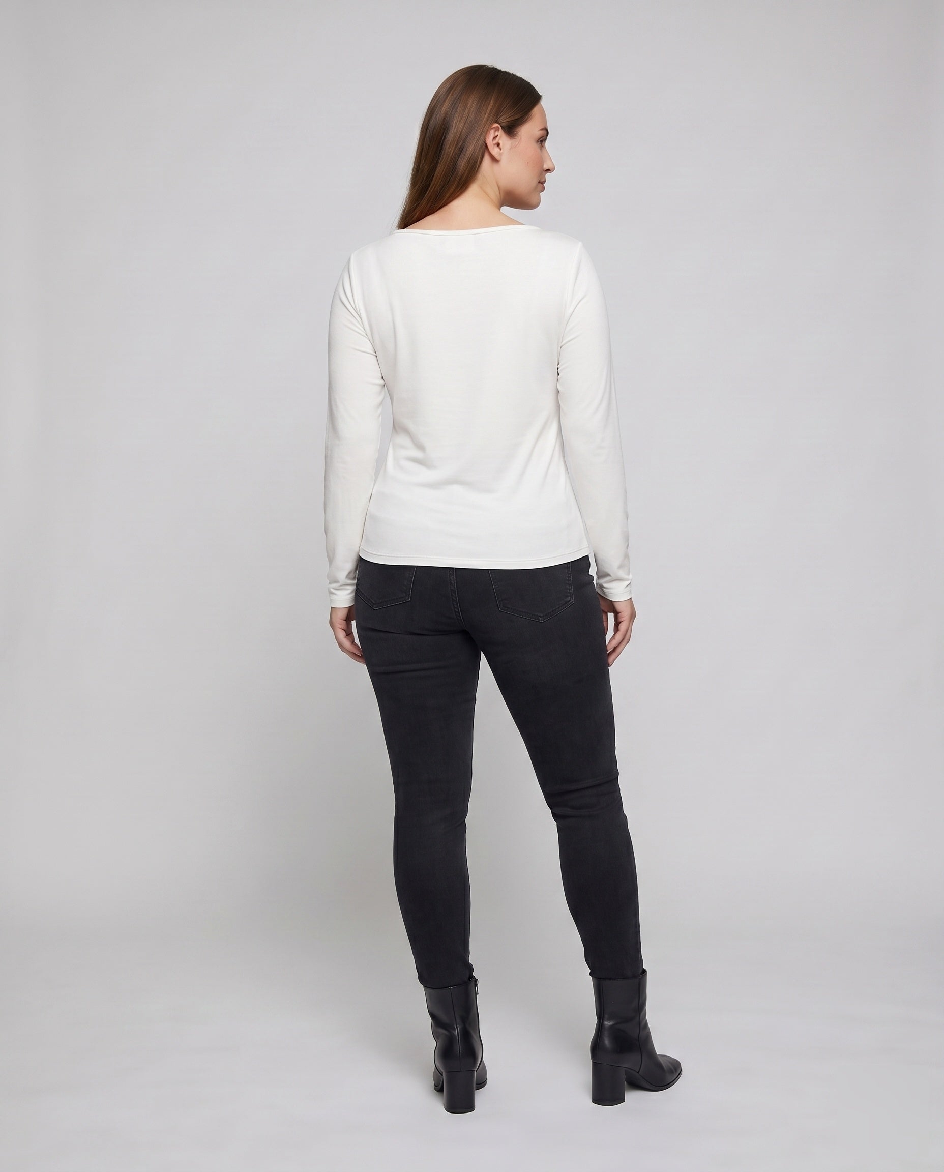 Product 15637869297994 - back_view