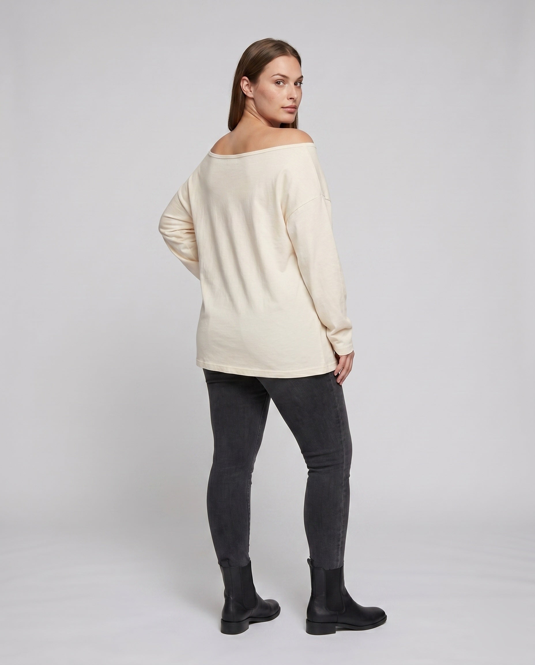 Product 15637869330762 - back_view