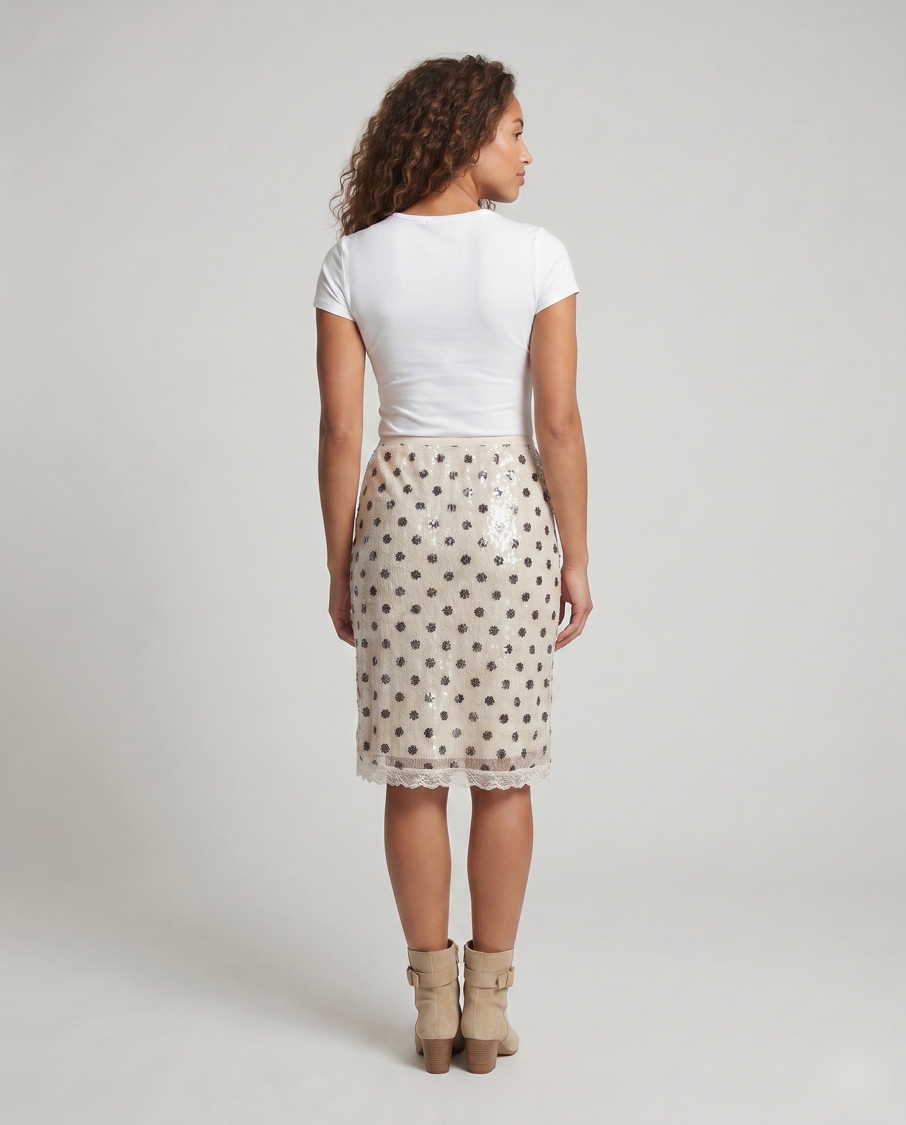 Product 15637870379338 - back_view