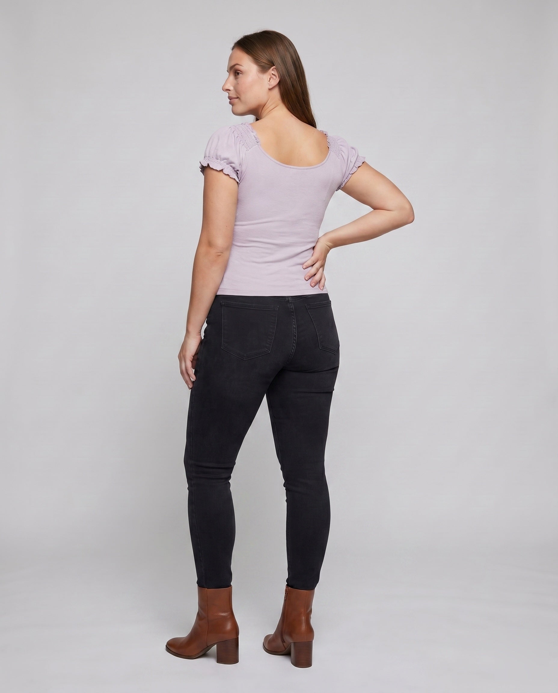 Product 15637874016586 - back_view
