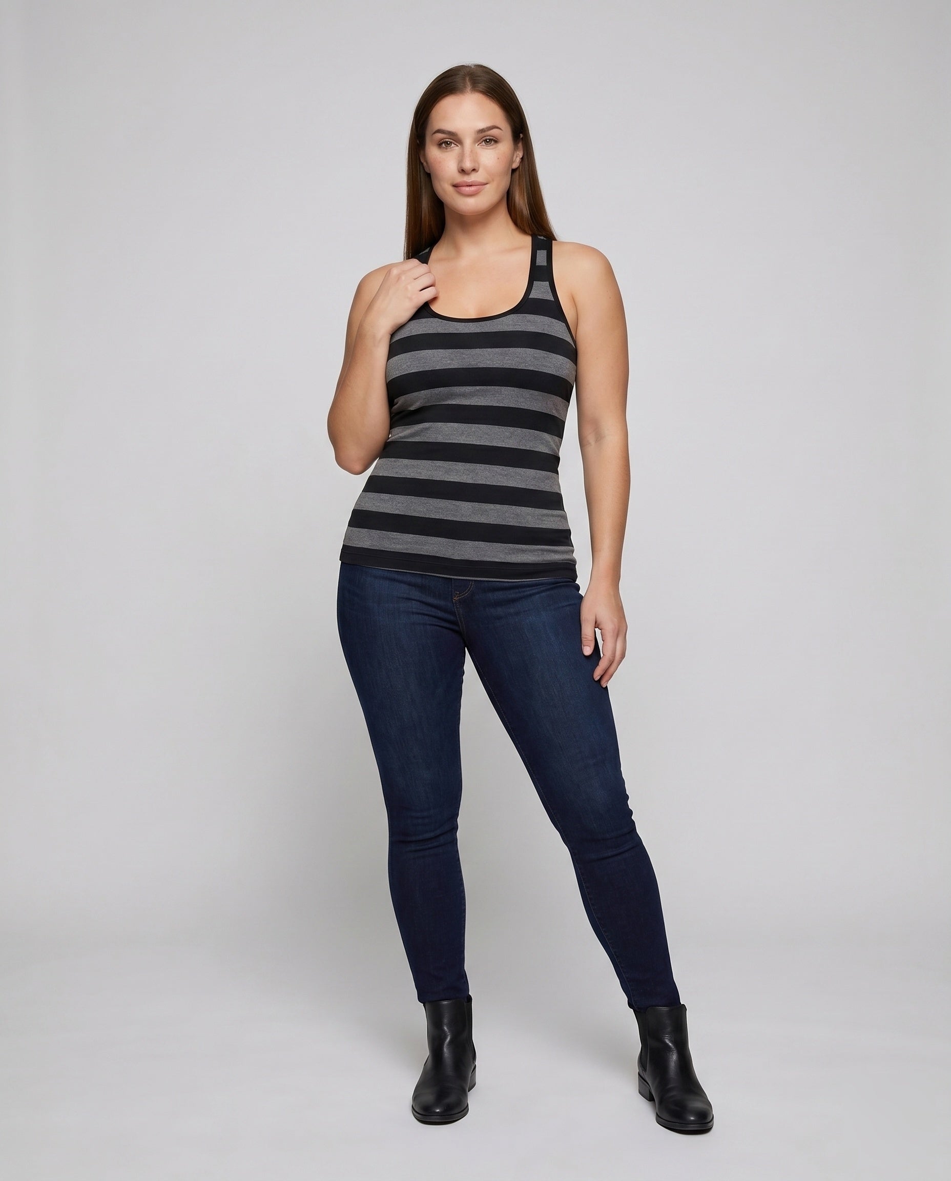 Product 15637876965706 - full_body_front