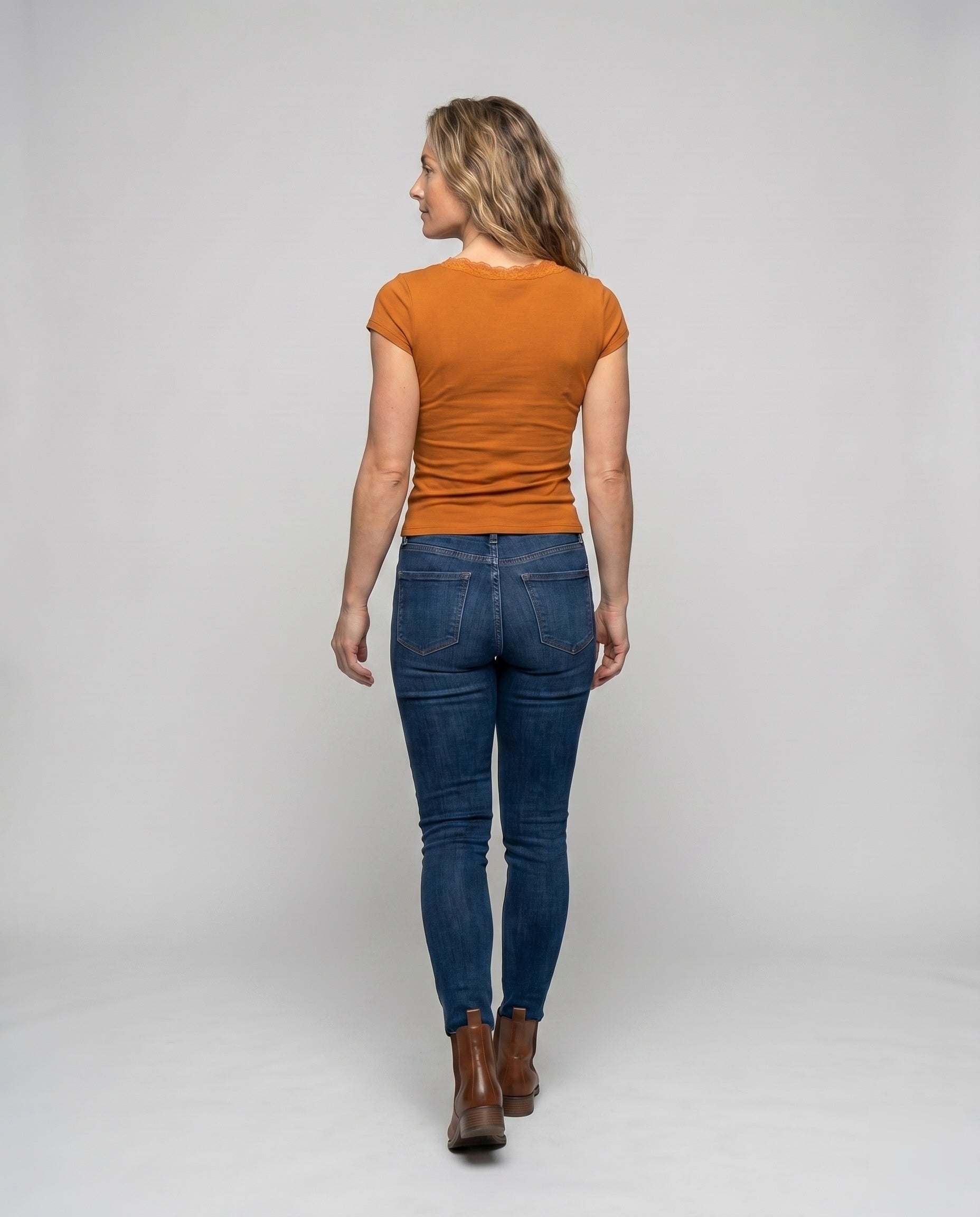 Product 15637877817674 - back_view