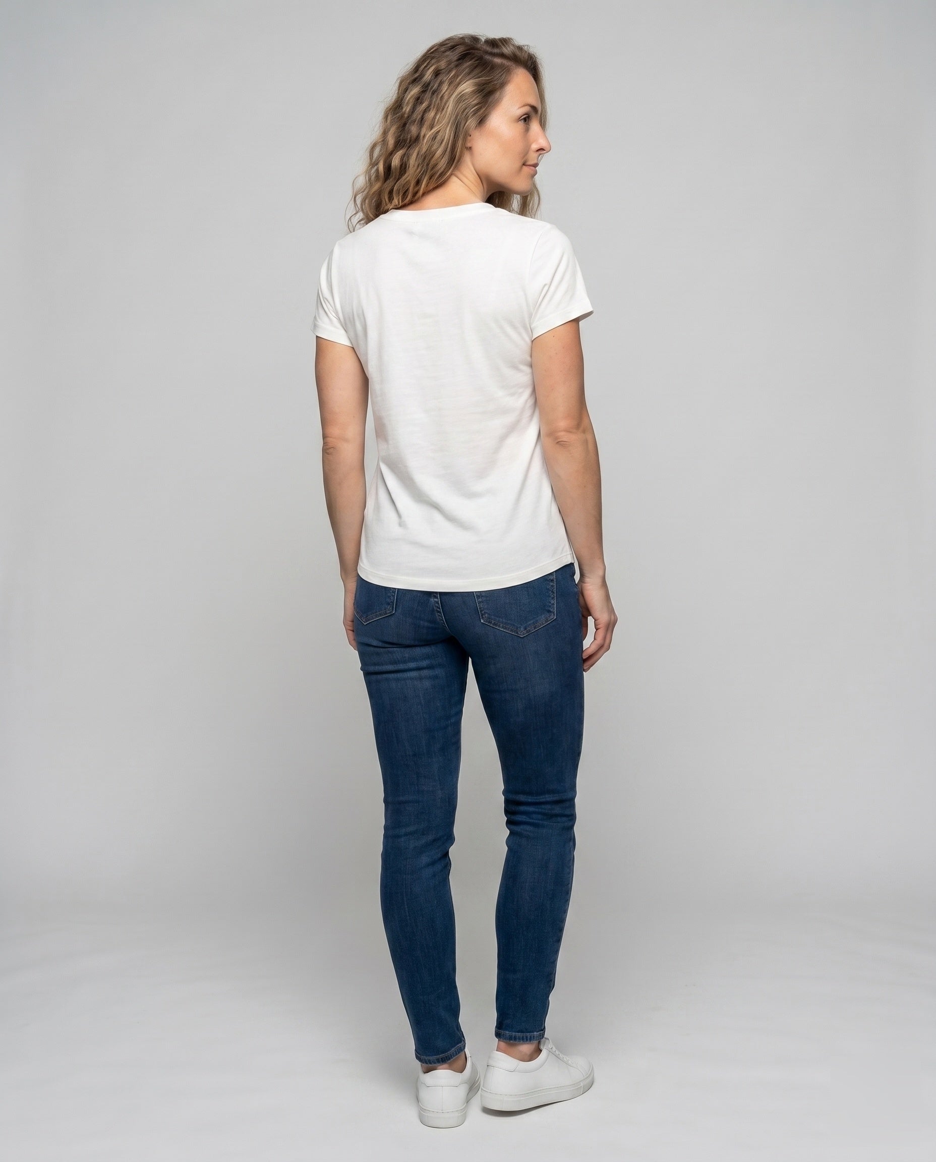 Product 15637878374730 - back_view