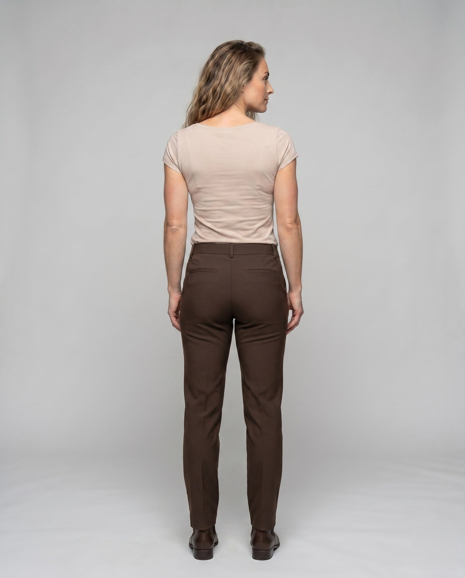 Product 15637878997322 - back_view