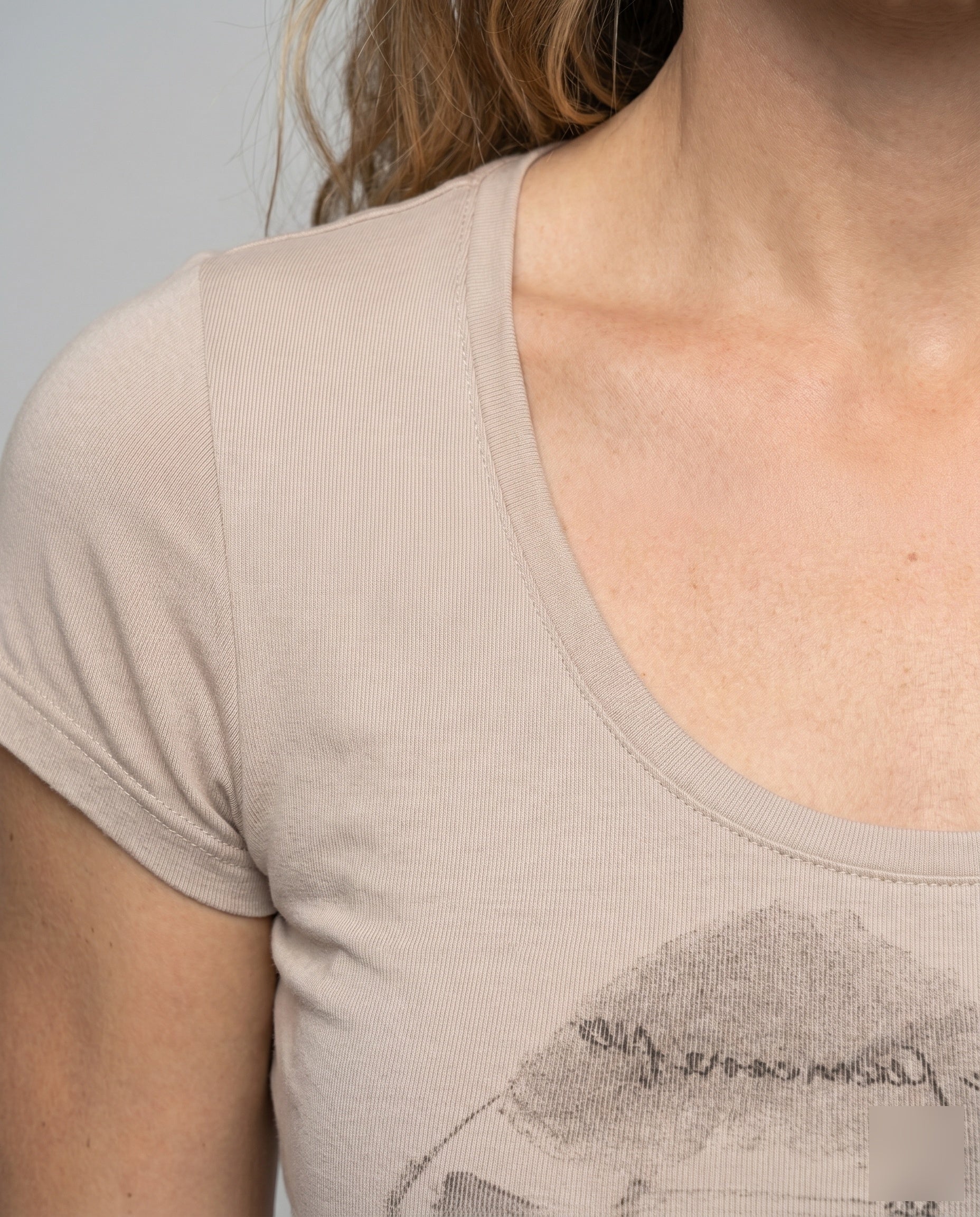 Product 15637878997322 - close_up_detail