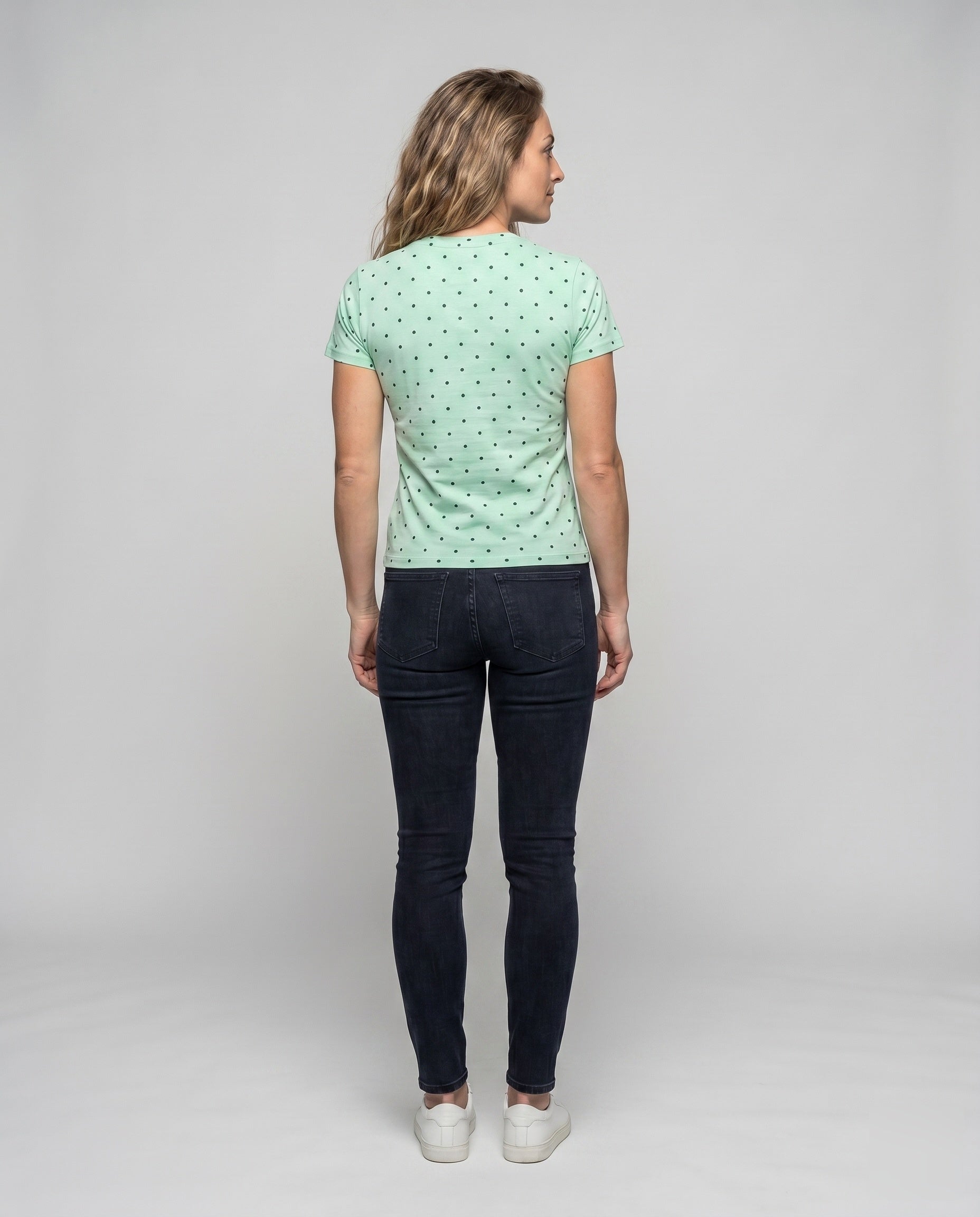 Product 15637879030090 - back_view
