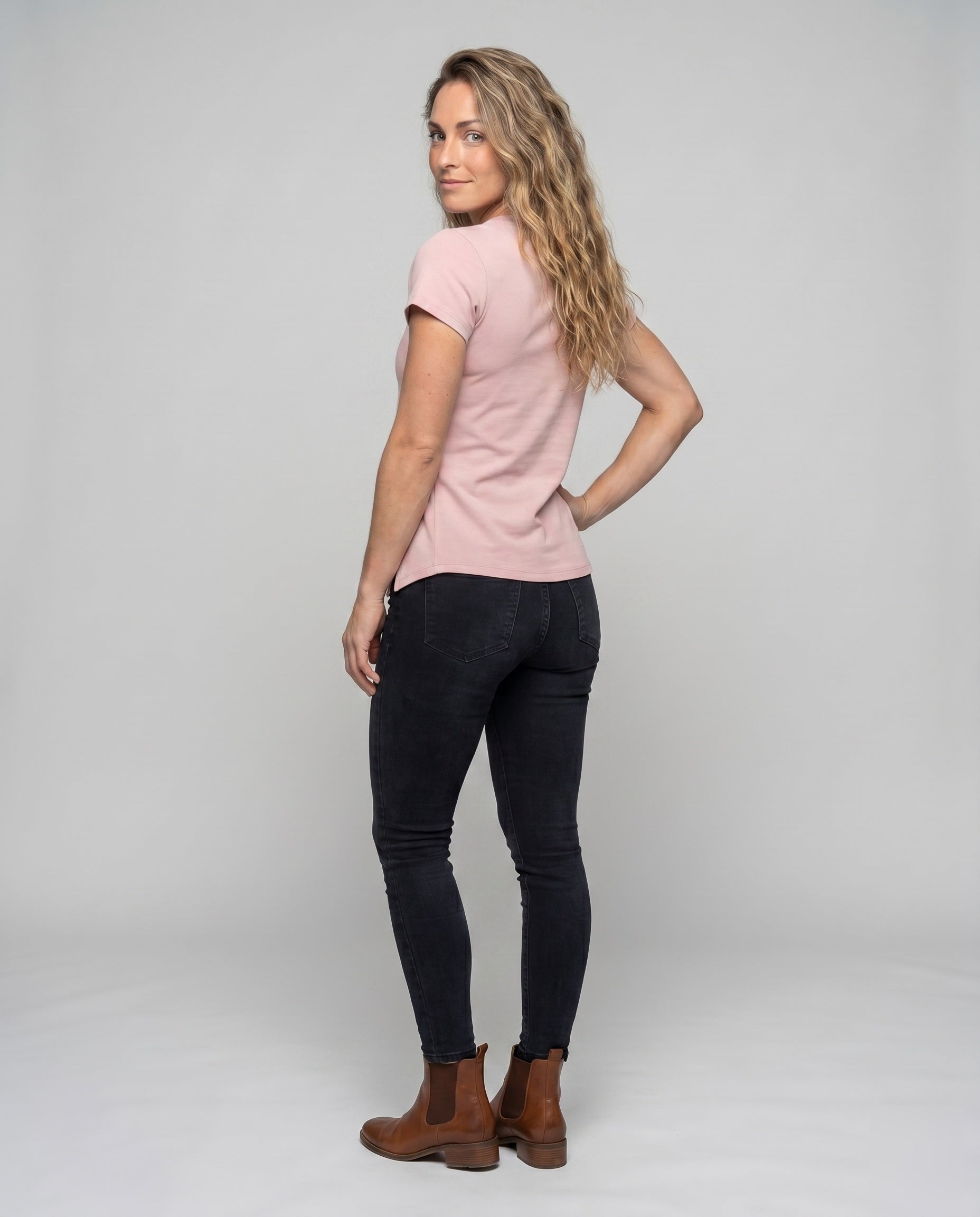 Product 15637879226698 - back_view