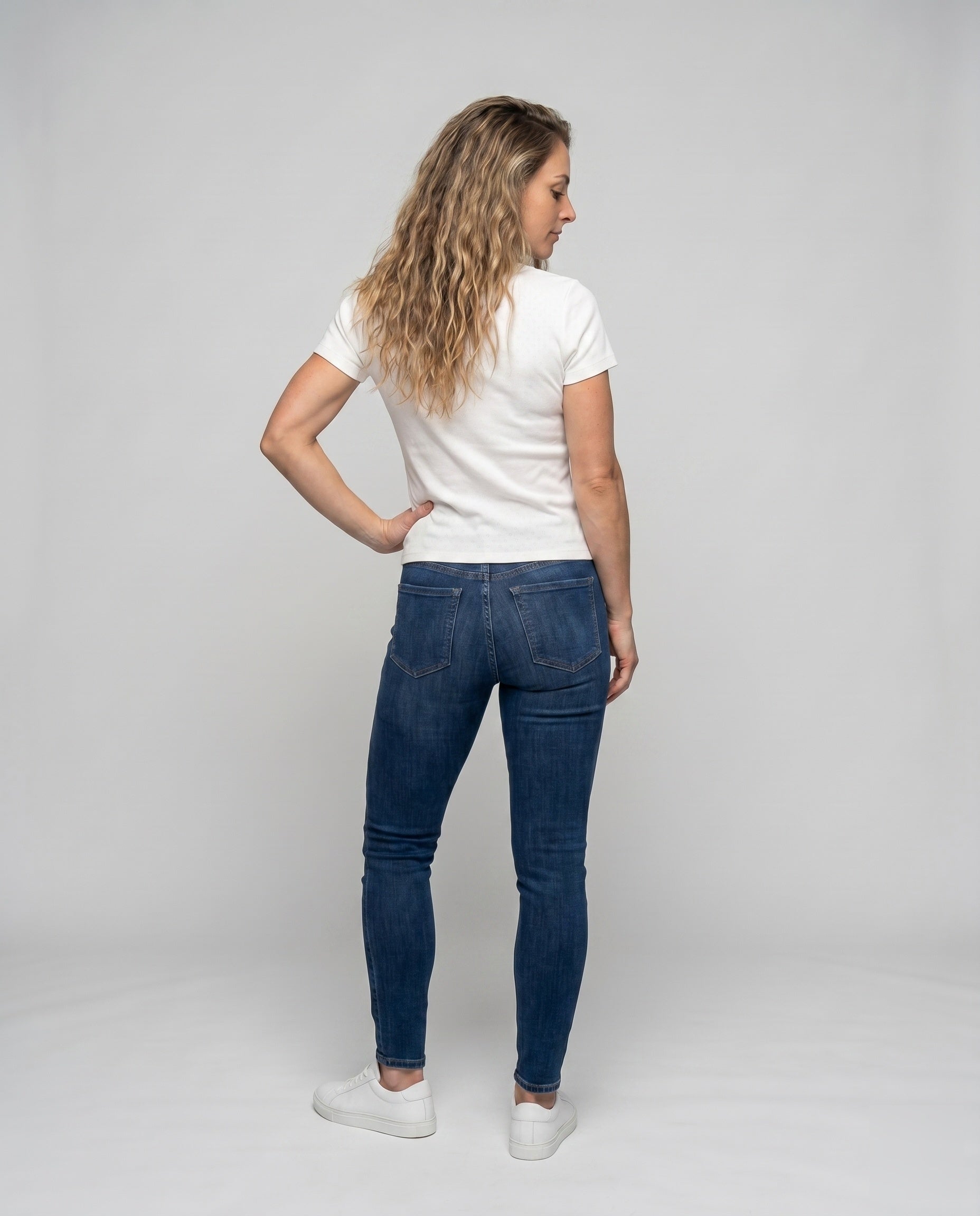 Product 15637879325002 - back_view
