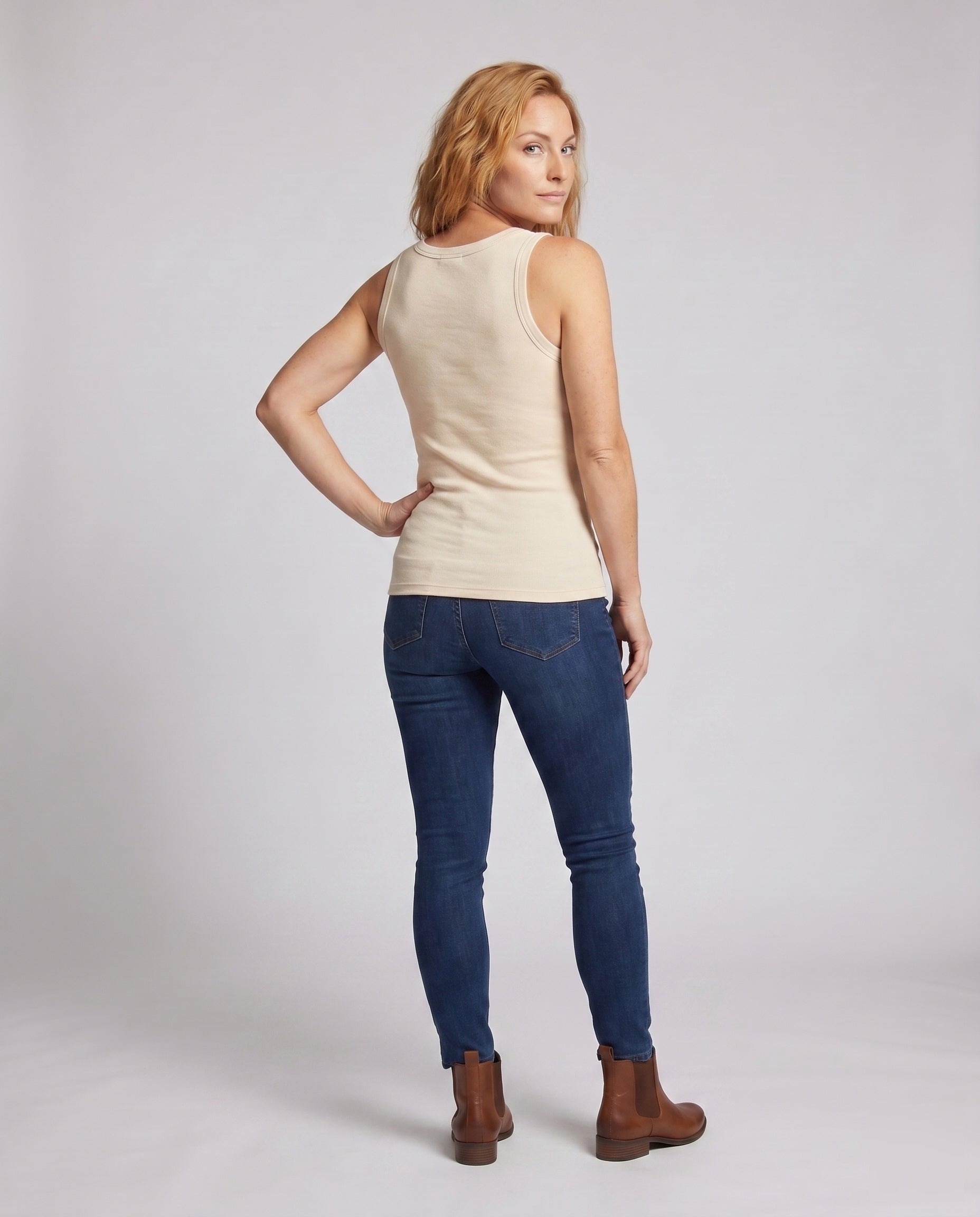 Product 15637880078666 - back_view