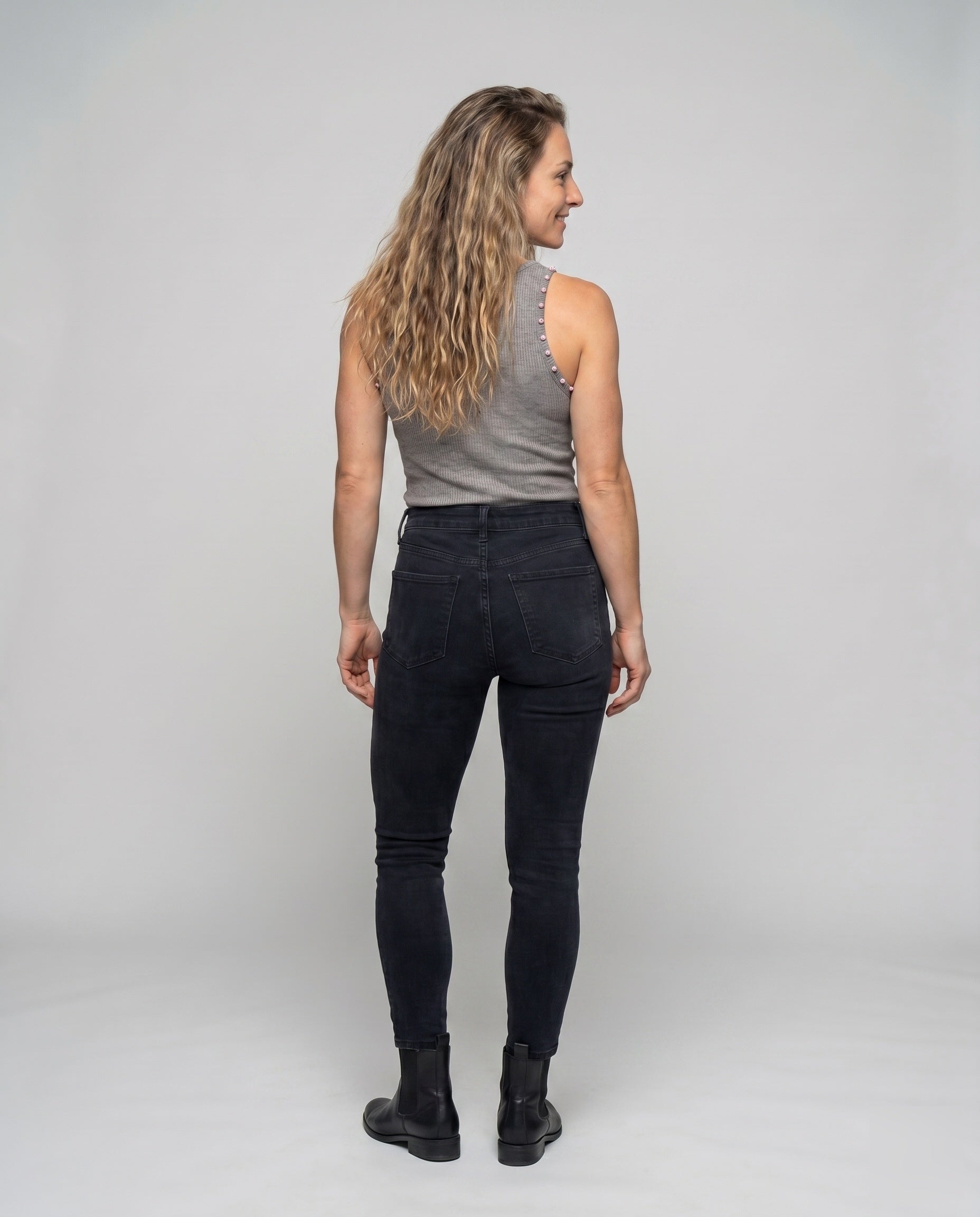 Product 15637880897866 - back_view
