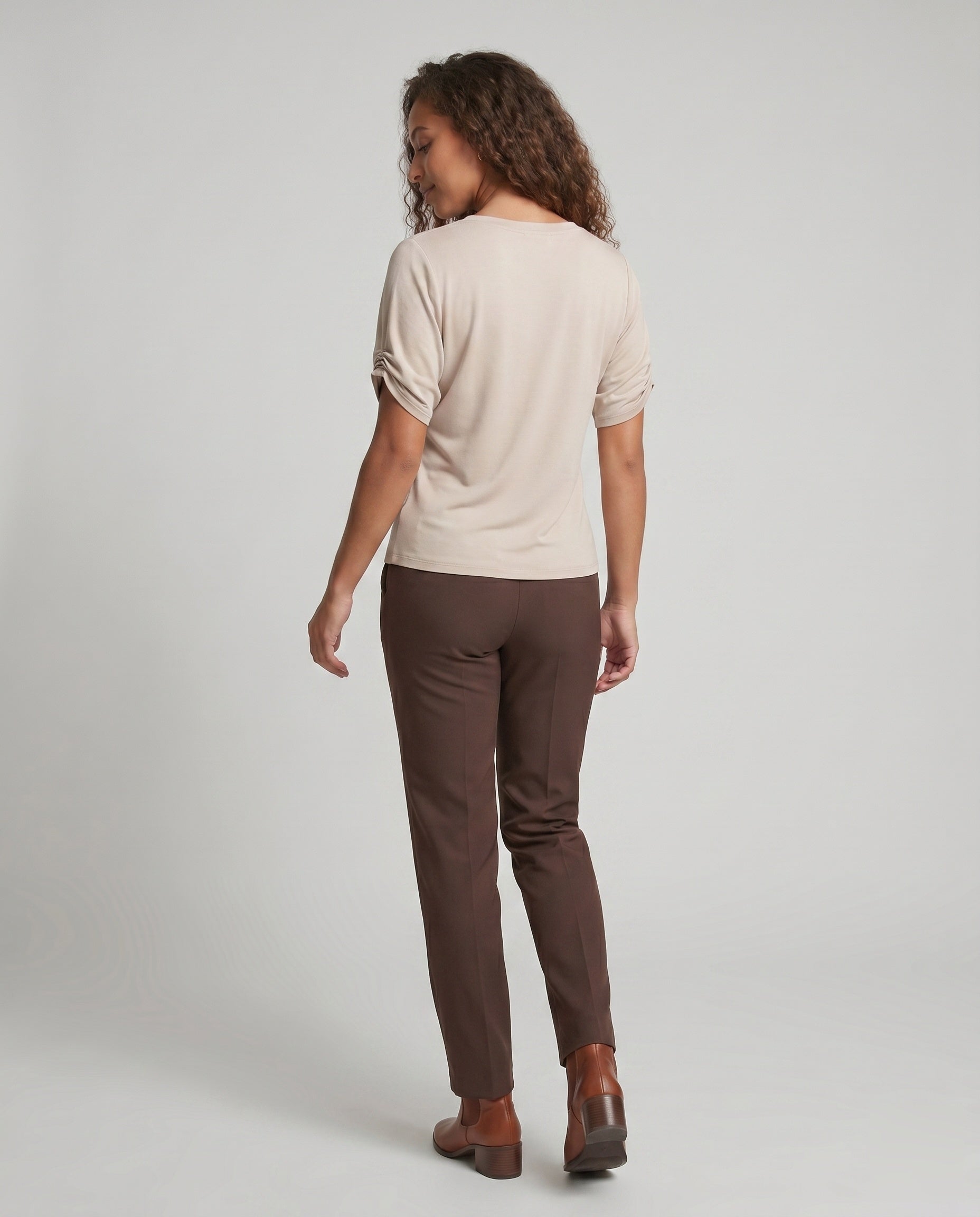 Product 15637881684298 - back_view