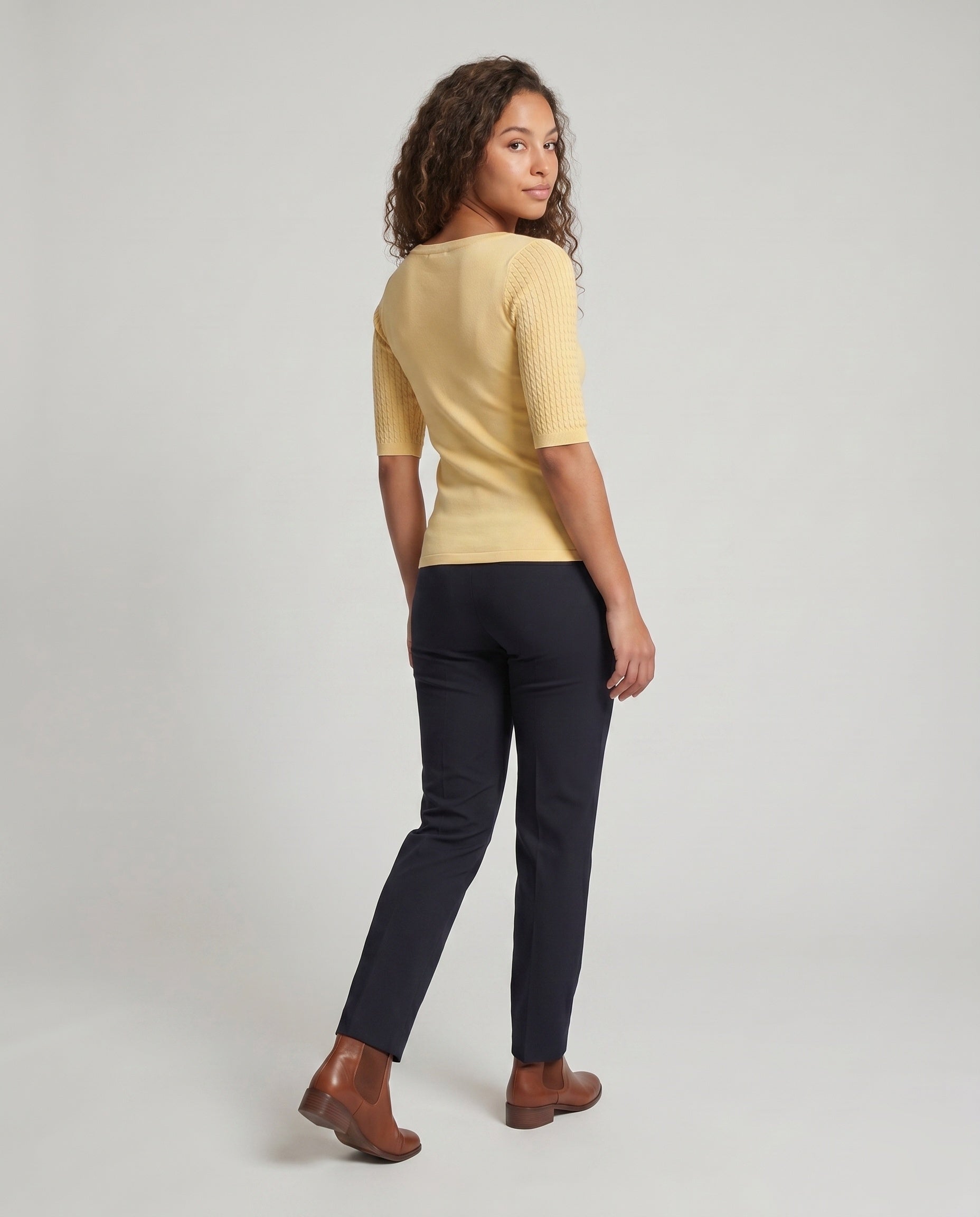 Product 15637881979210 - back_view