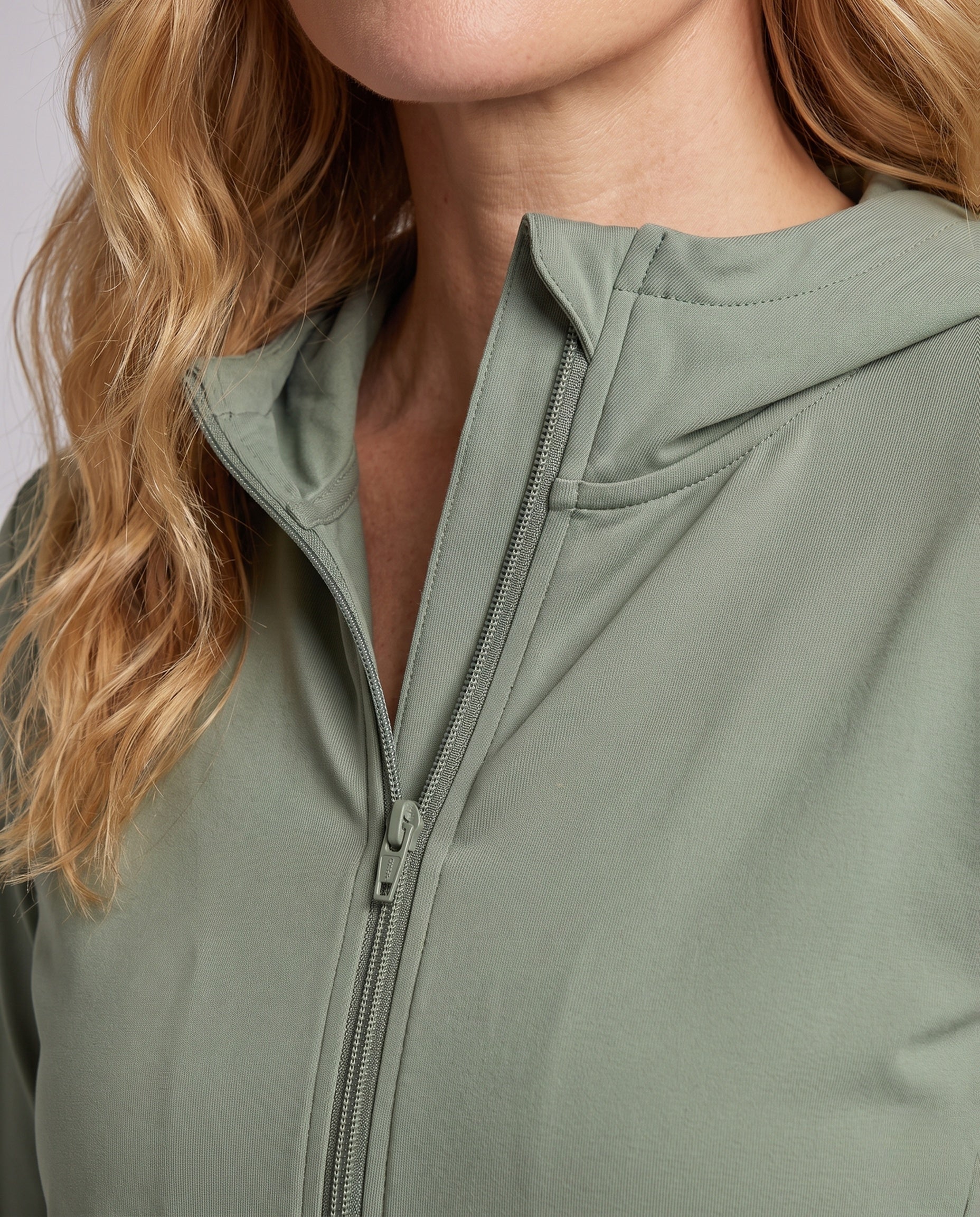 Product 15847616348490 - close_up_detail