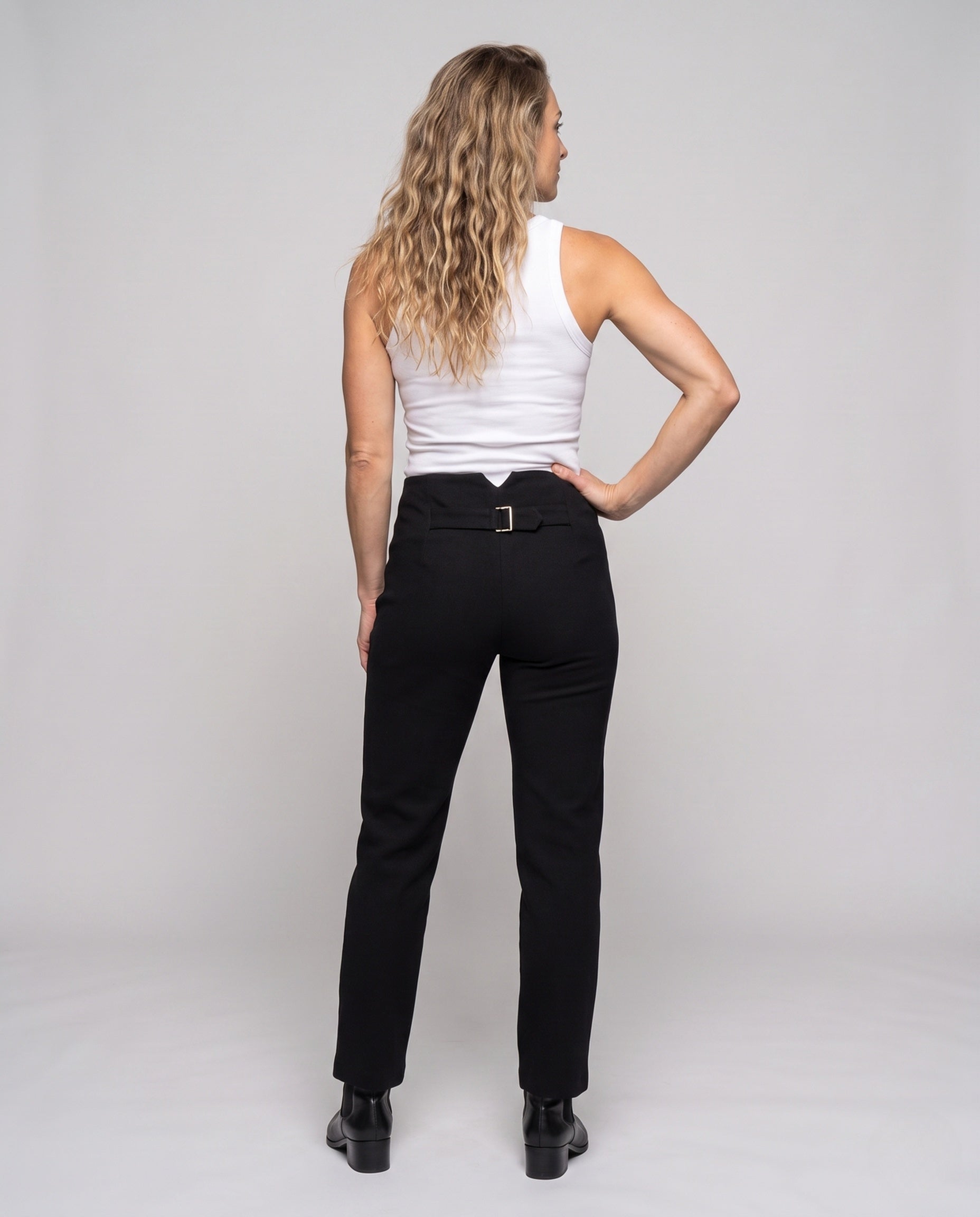 Product 15960135401802 - back_view