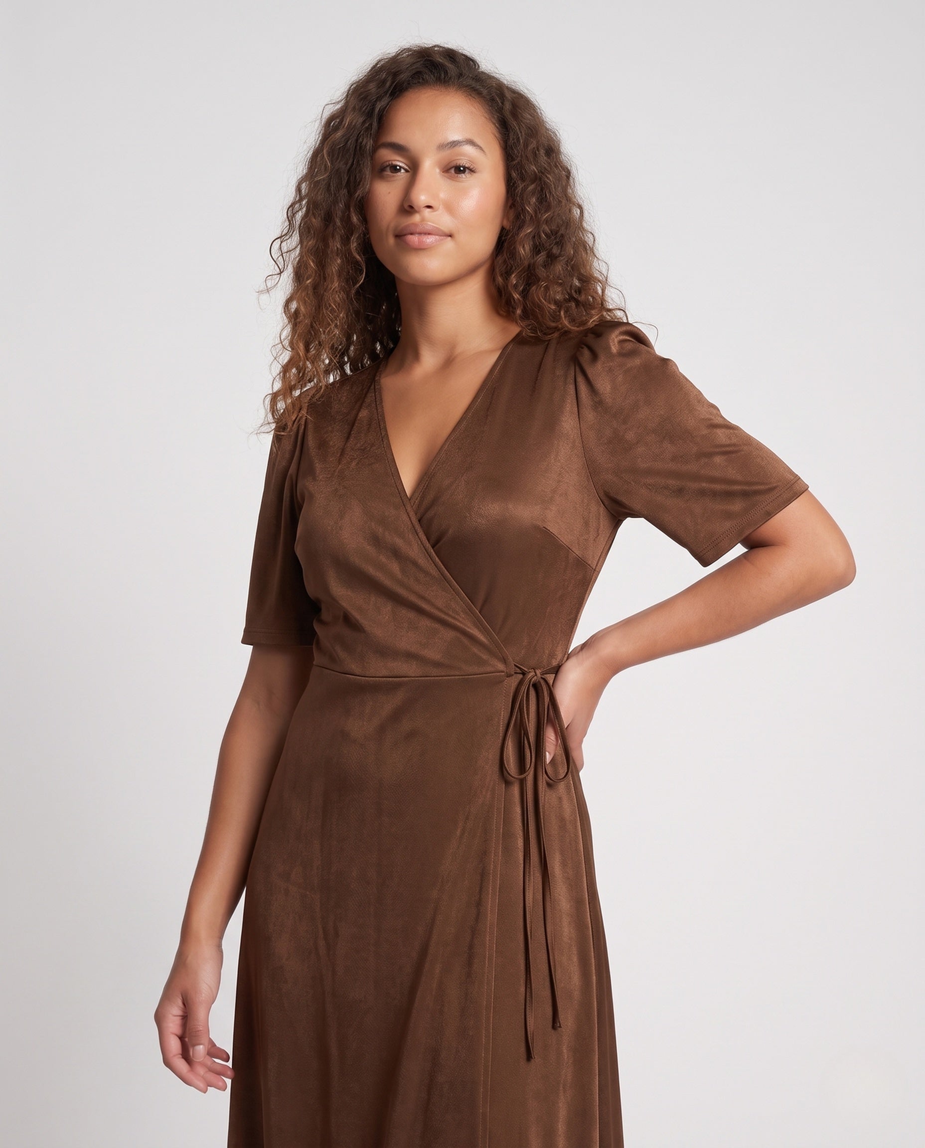 Product 15963930132810 - upper_body