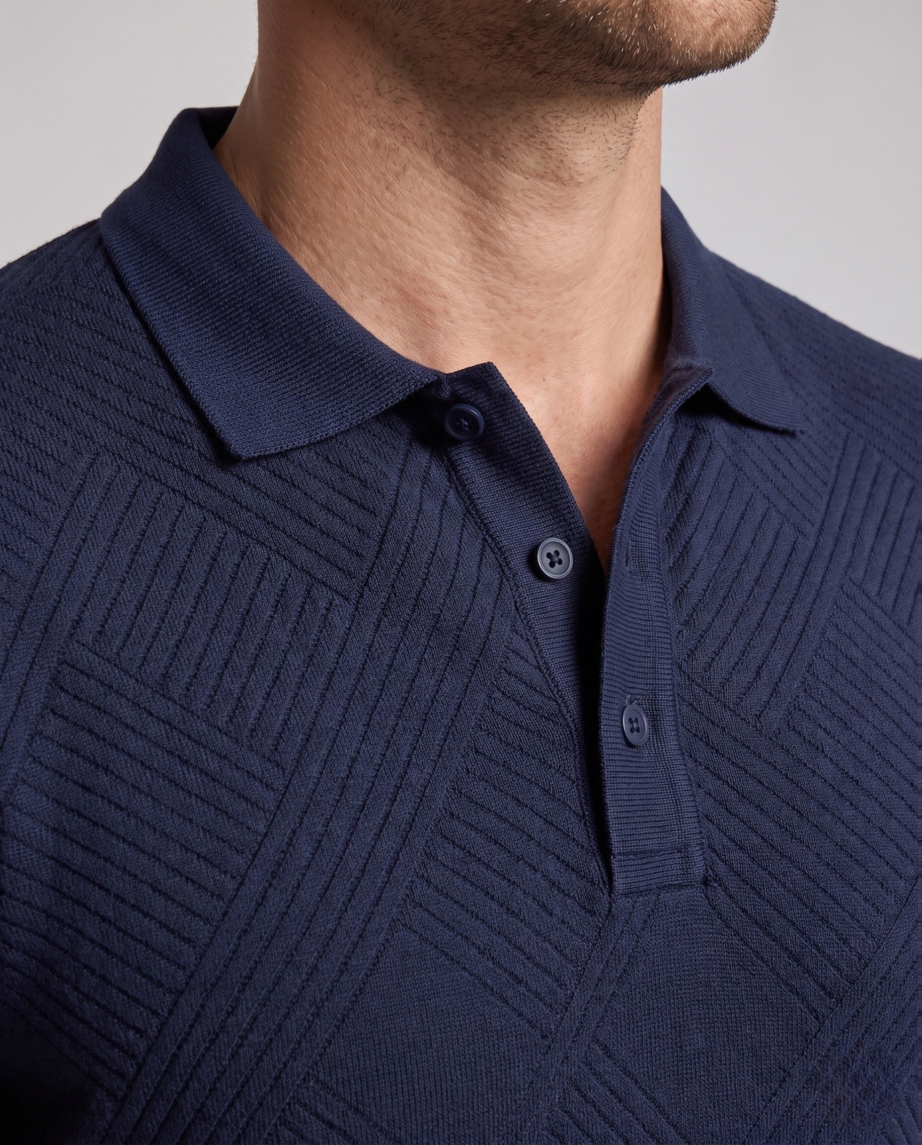 Product 15977137471818 - close_up_detail