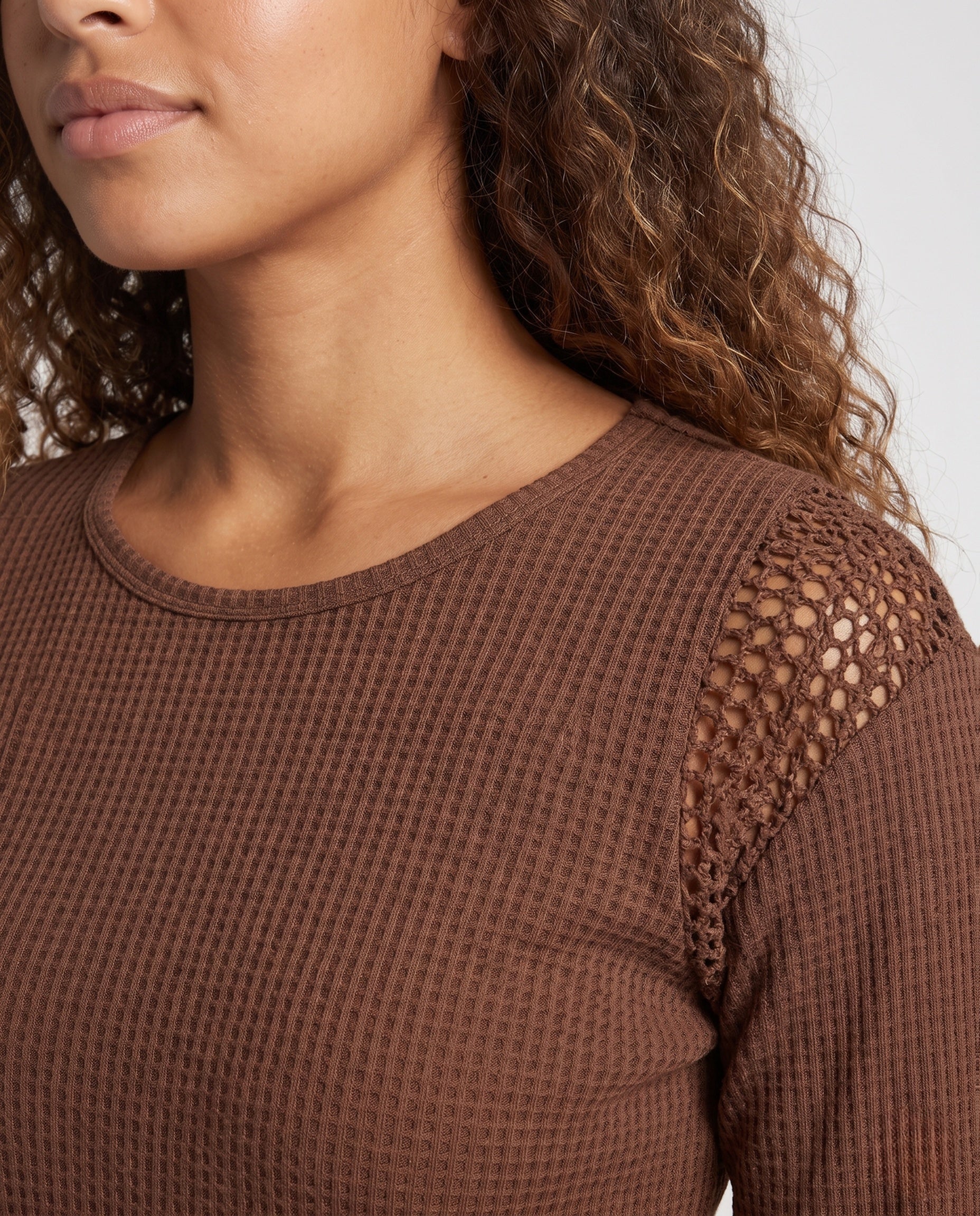 Product 15979763073354 - close_up_detail
