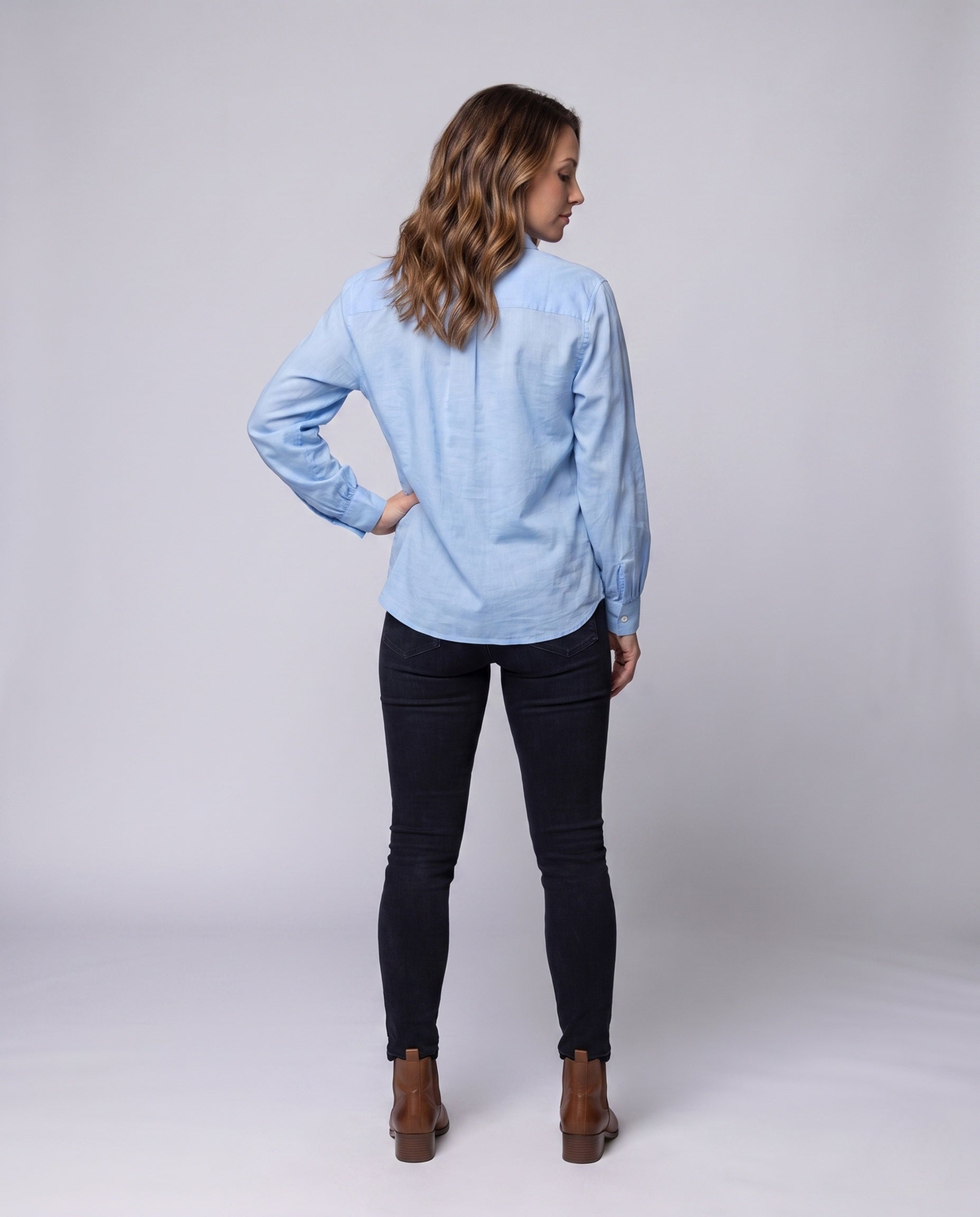 Product 15979763663178 - back_view
