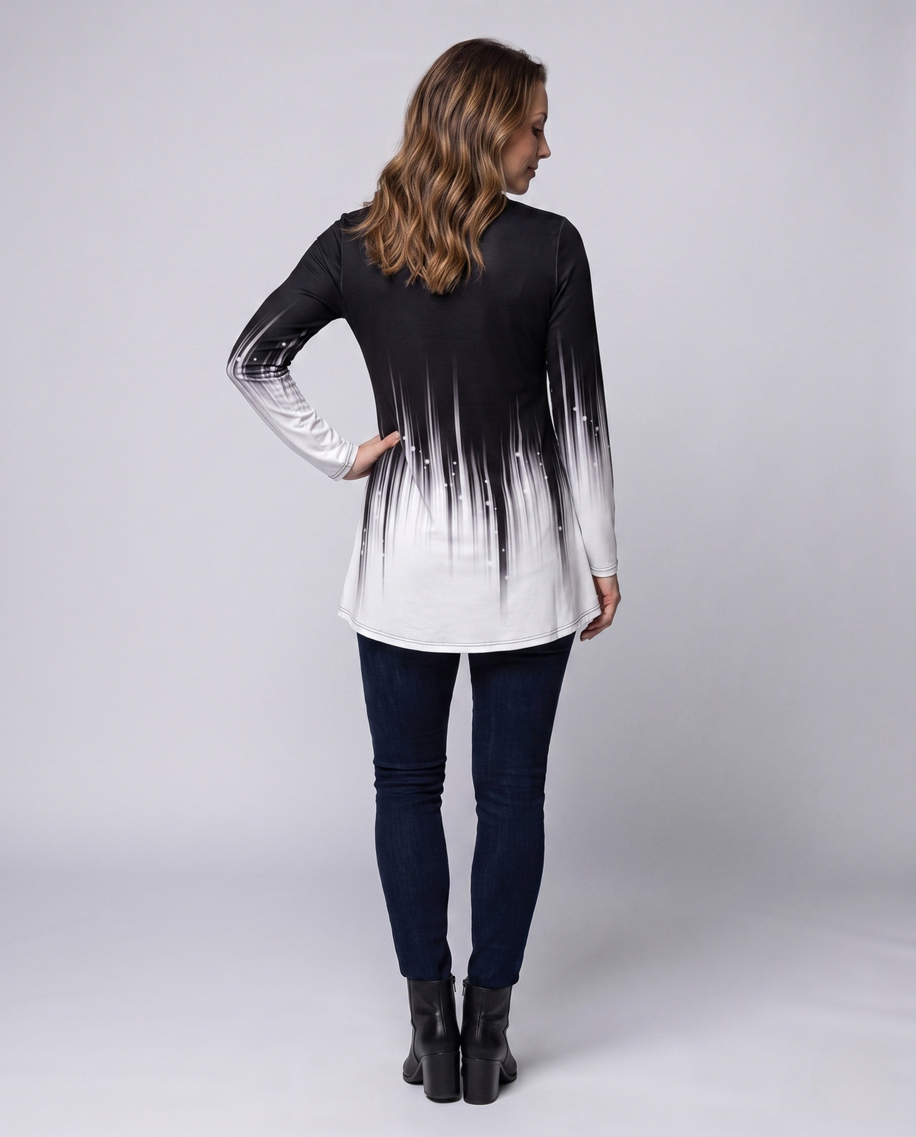 Product 15979765072202 - back_view