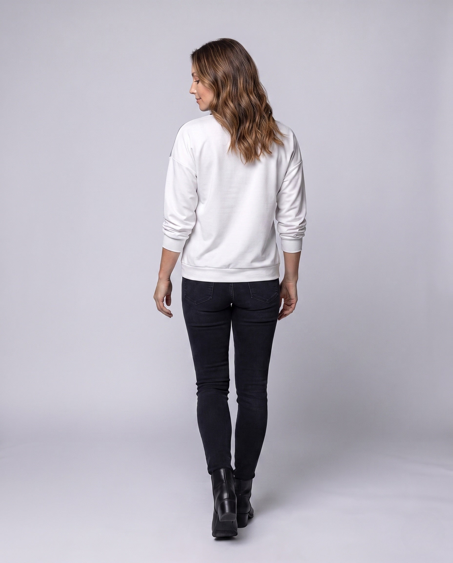 Product 15979766284618 - back_view