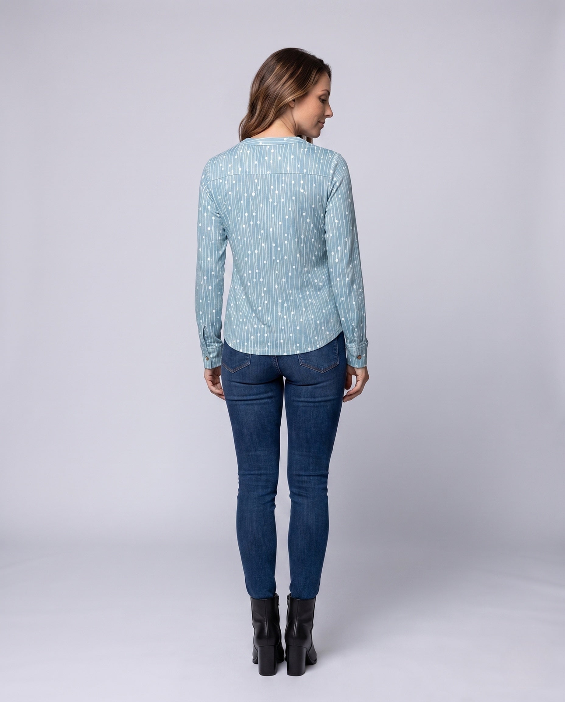 Product 15979767759178 - back_view