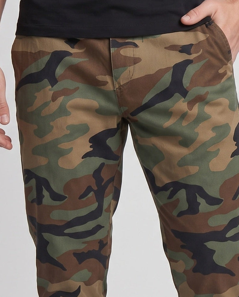 Men's tapered chino pants with elastic waistband and zippered pockets Chichicherry