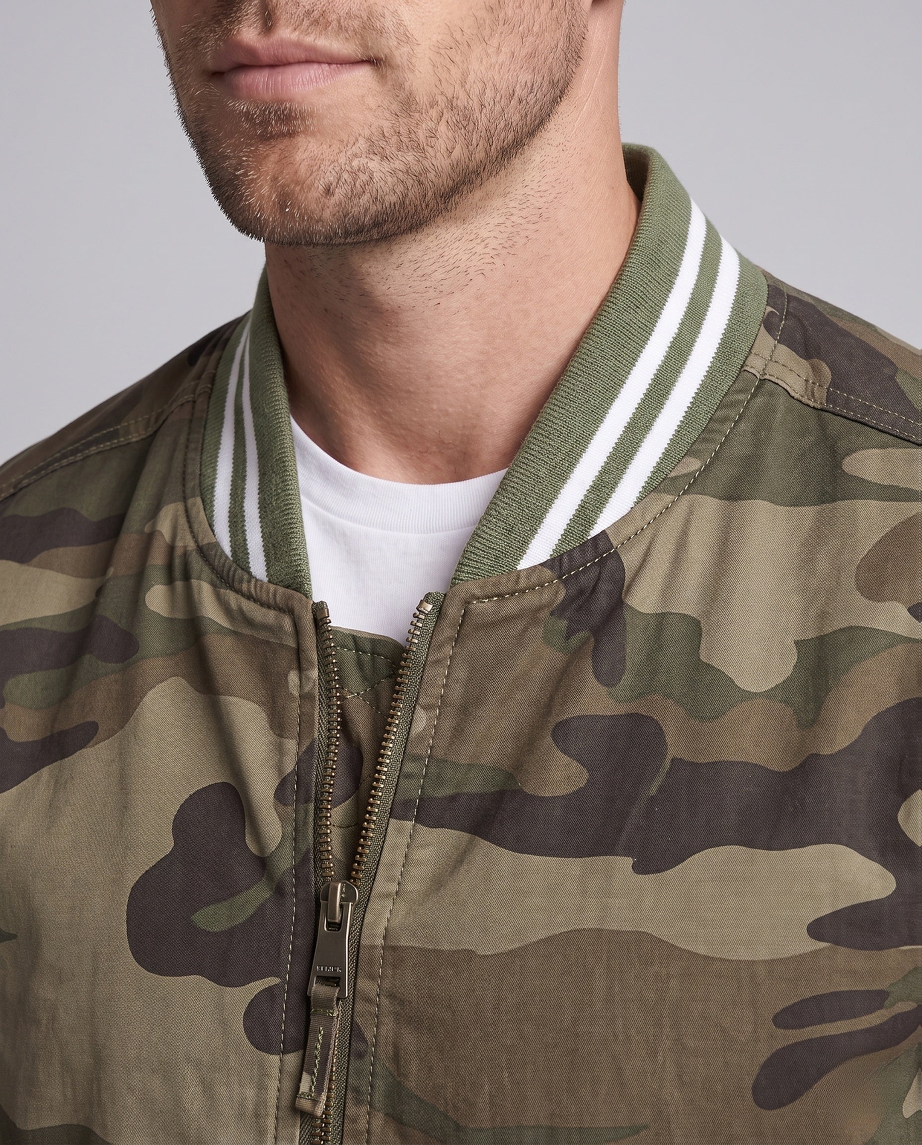 Product 16013406798154 - close_up_detail