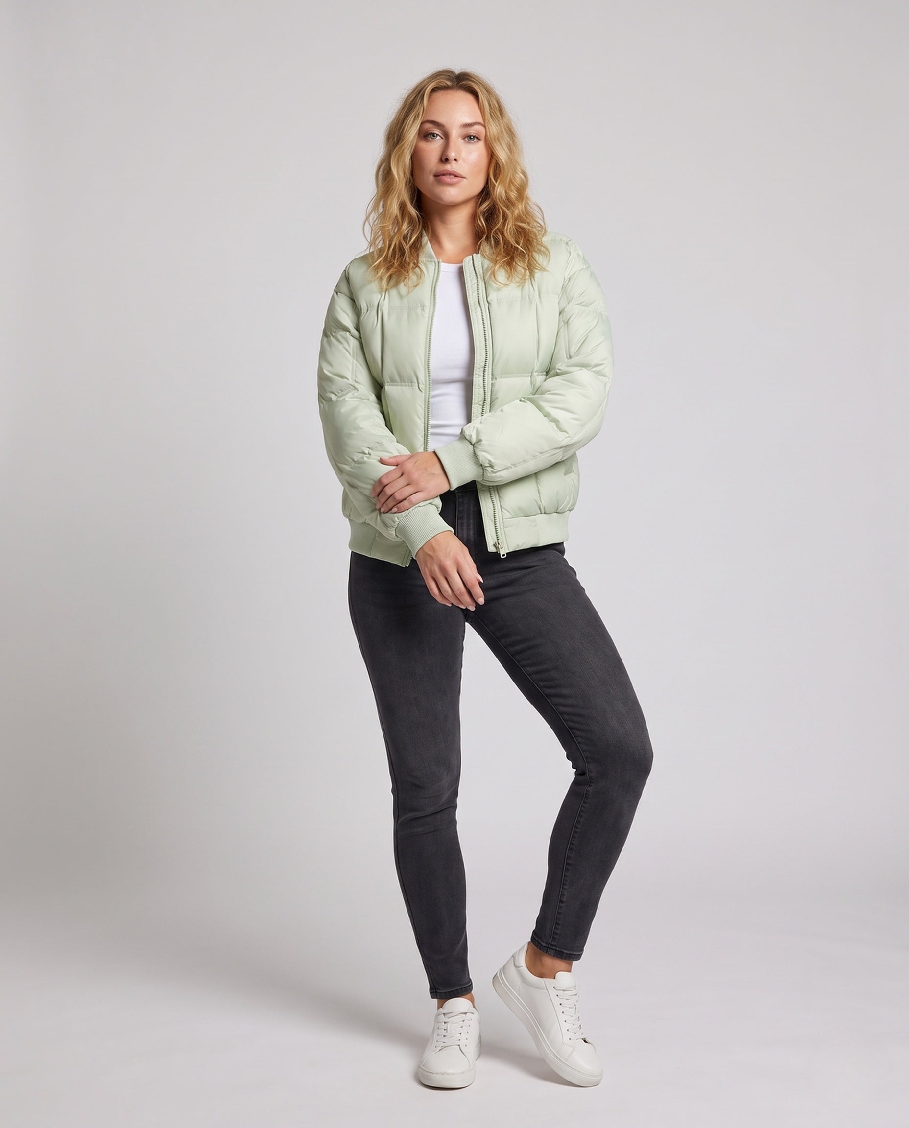 Product 16014735901002 - full_body_front