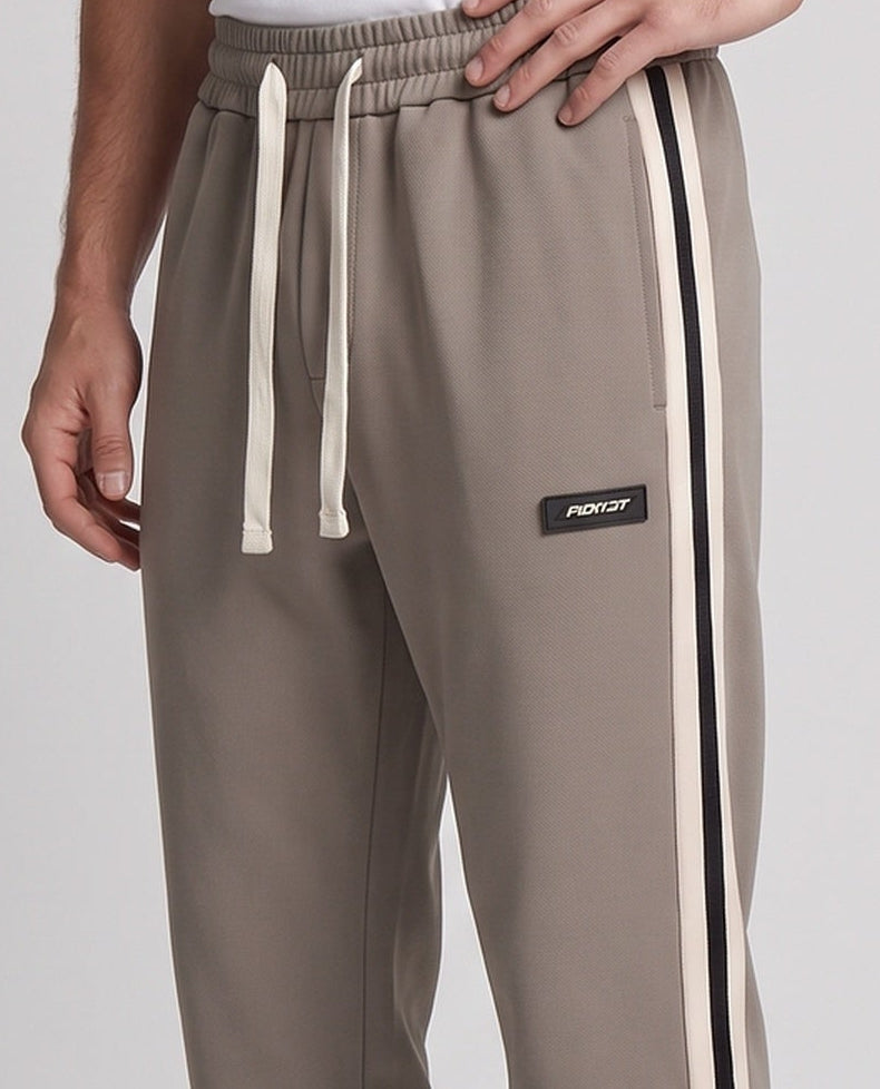 Men's sporty jogging pants with side contrast stripes Chichicherry