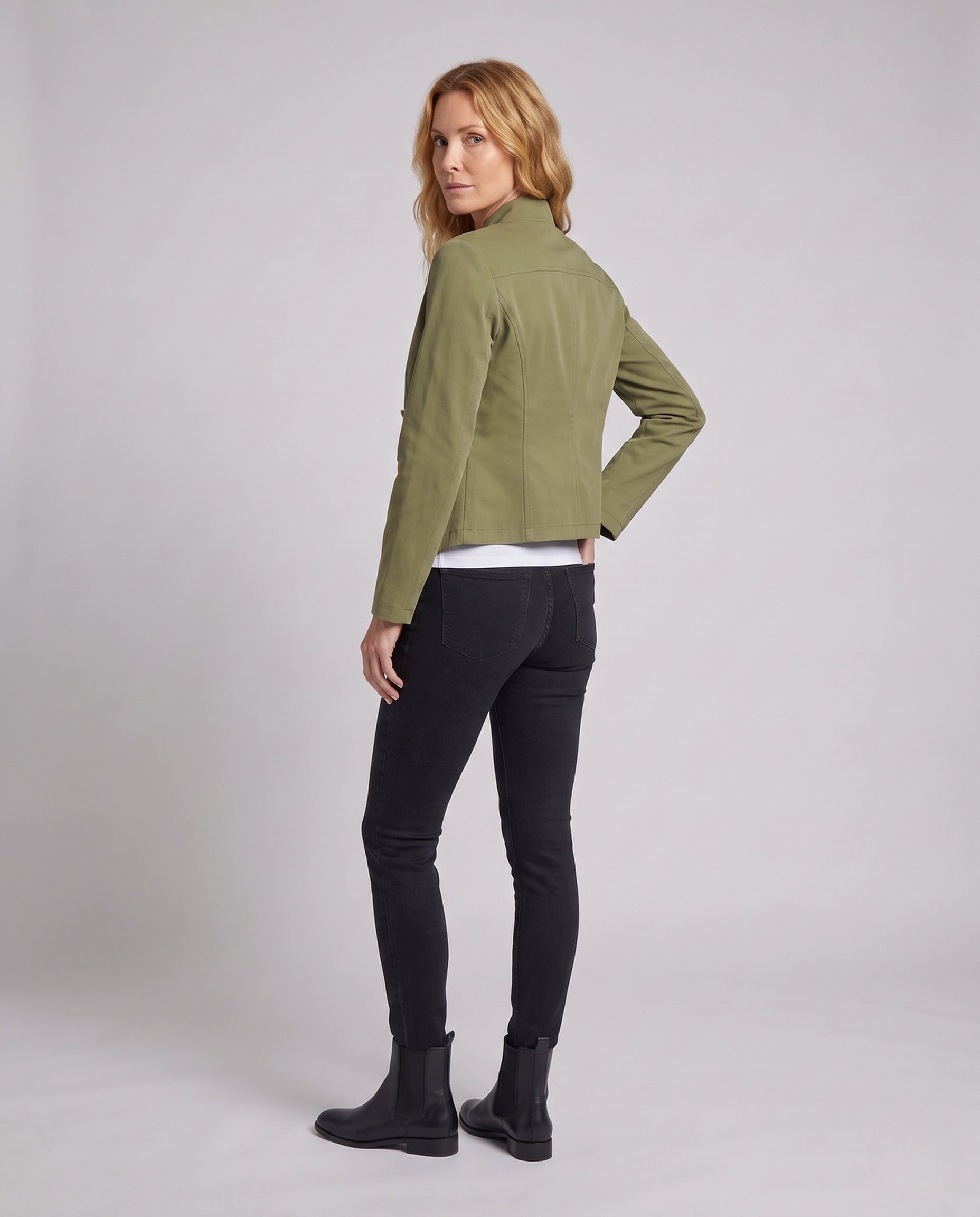 Product 16022347710794 - back_view