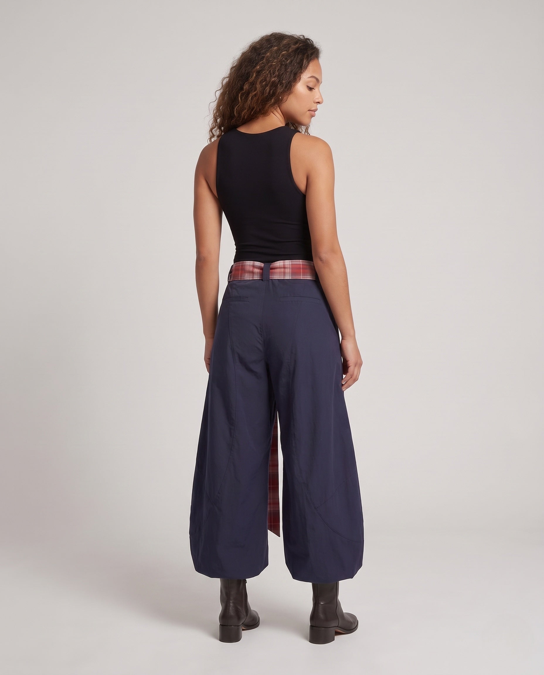 Product 16025010798922 - back_view